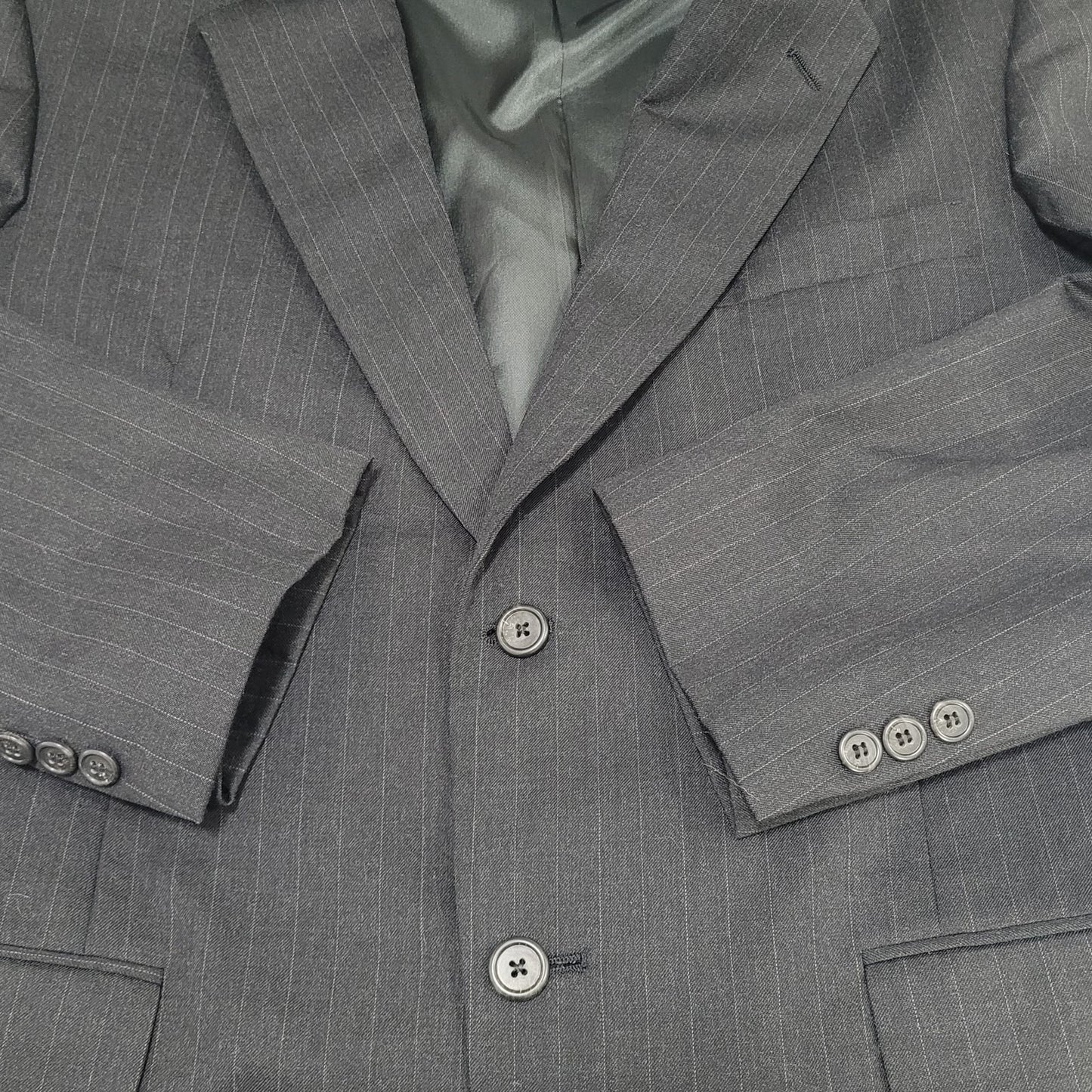 Botany 500 Couture Grey Pinstriped Full 2 Piece Suit USA Jacket 42L Pants 33x32
