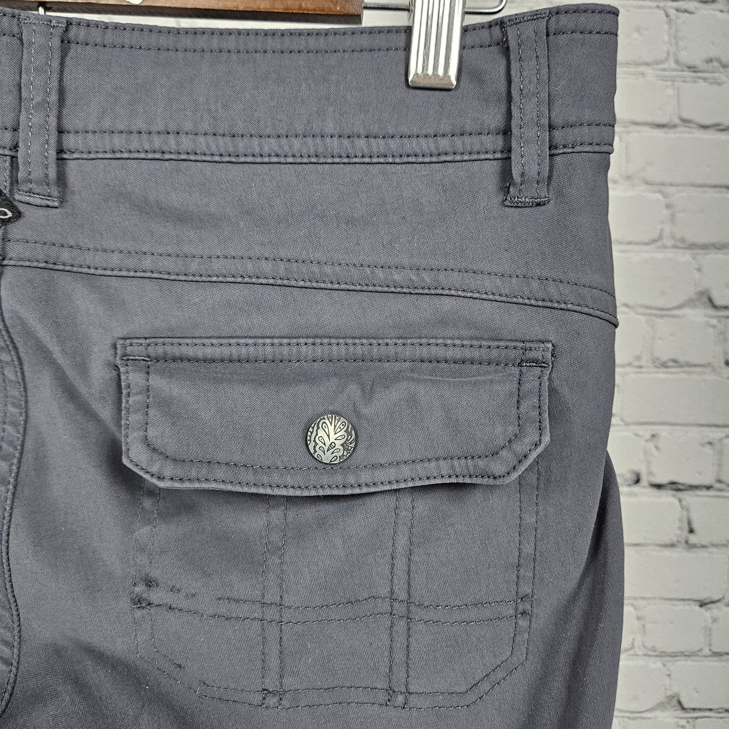 Prana Grey Nylon Stretch Low Rise Lightweight Cropped Straight Pants 4 (30x25.5)