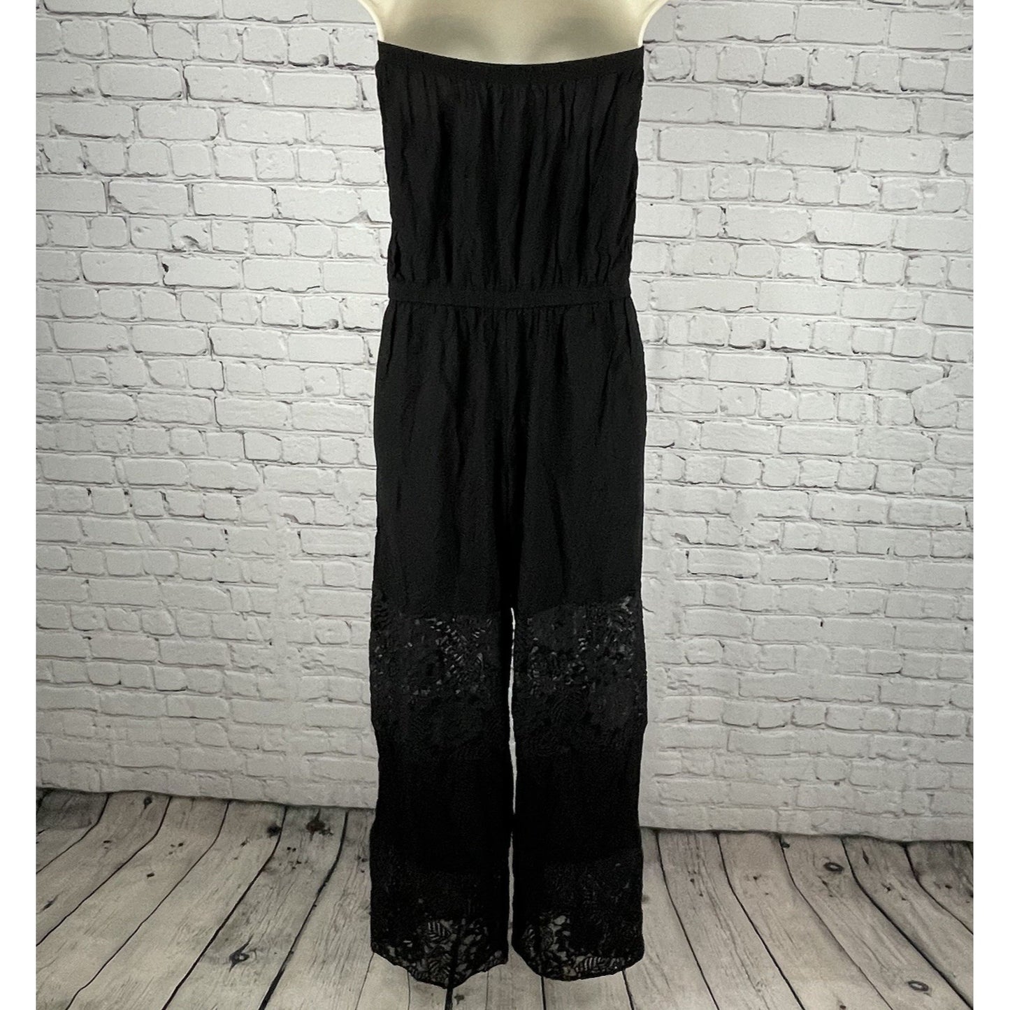 BECCA Black Strapless Wide Leg Lace Lightweight Jumper Pockets Size Medium M