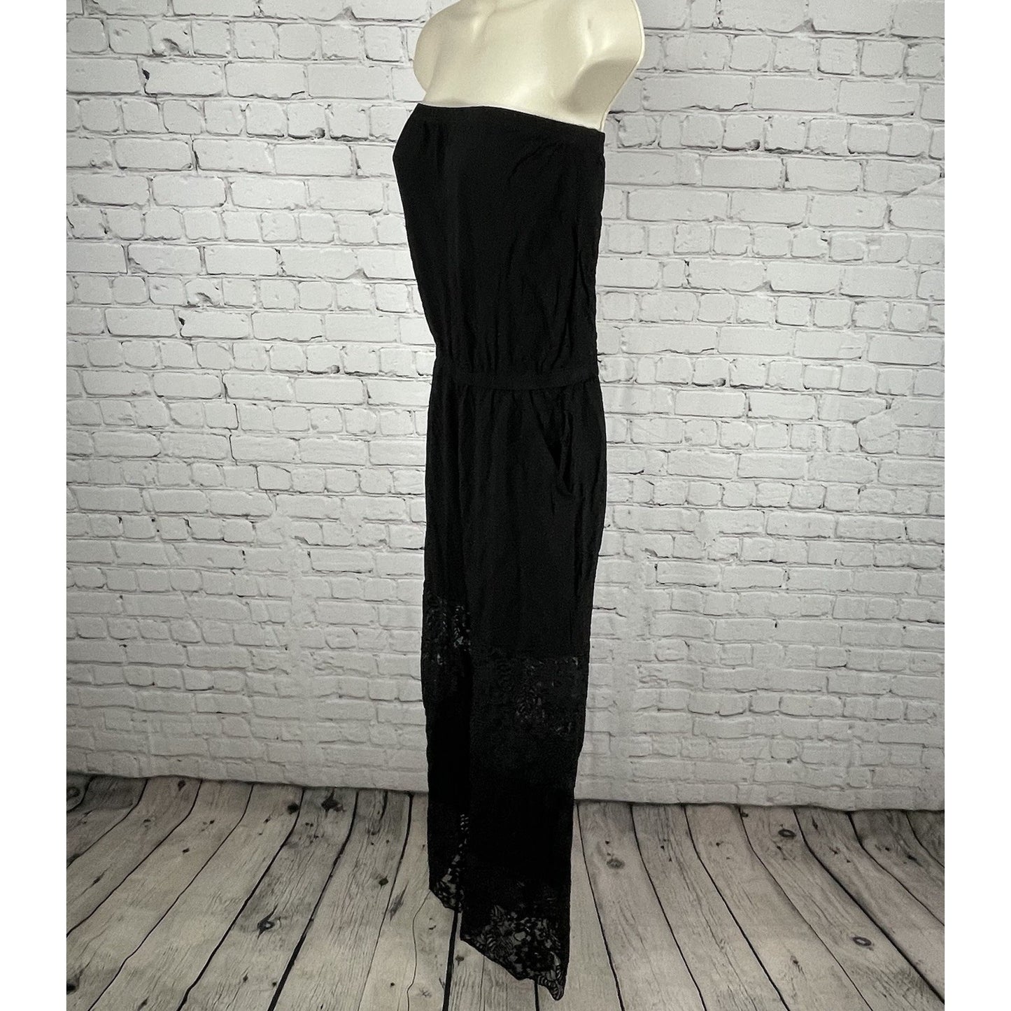 BECCA Black Strapless Wide Leg Lace Lightweight Jumper Pockets Size Medium M