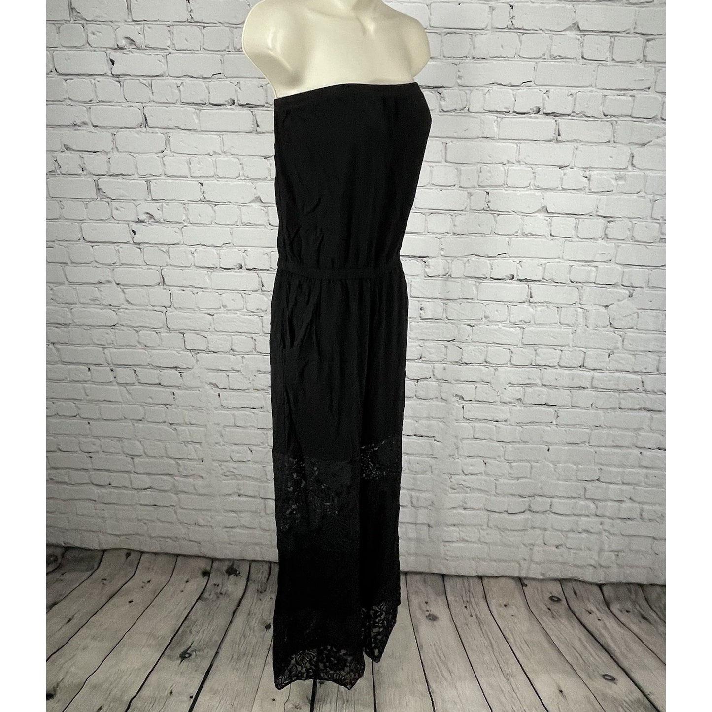 BECCA Black Strapless Wide Leg Lace Lightweight Jumper Pockets Size Medium M