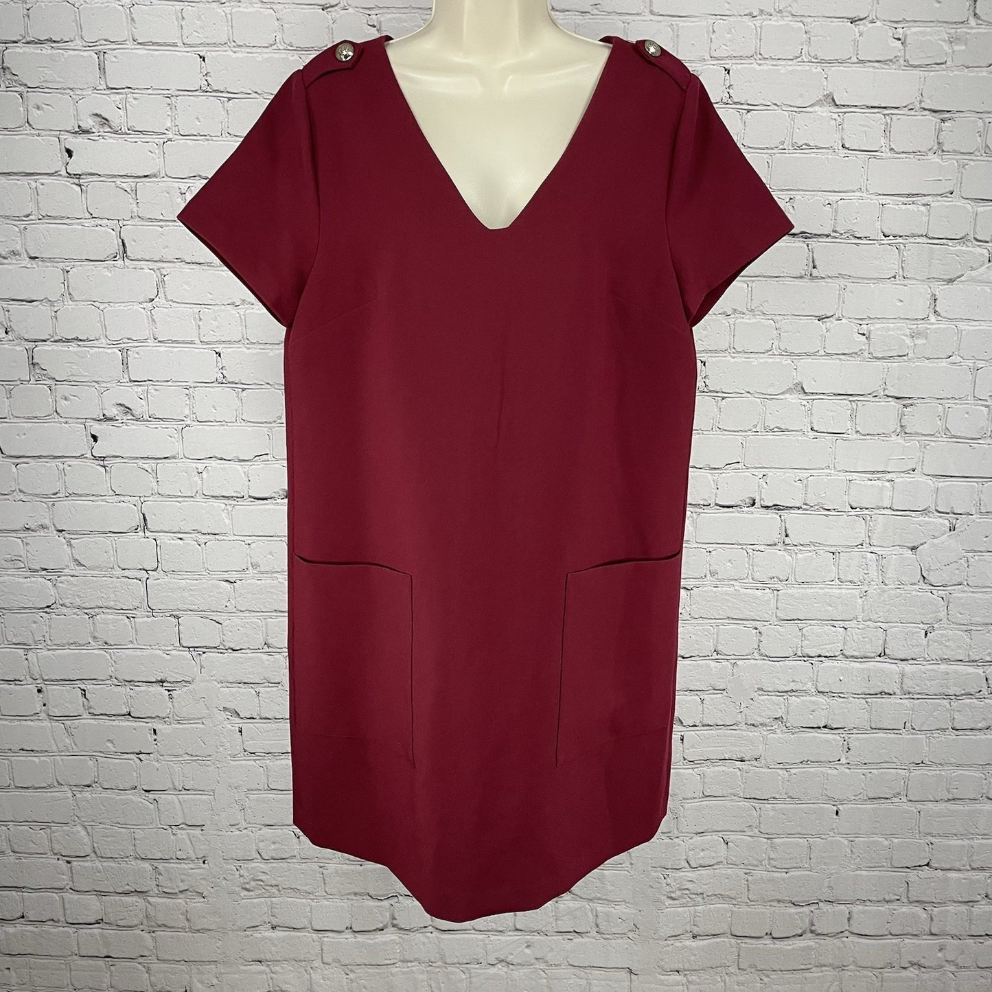 1.STATE Deep Red Short Sleeve Shift V Neck Unlined Zipped Dress Pockets Size 12