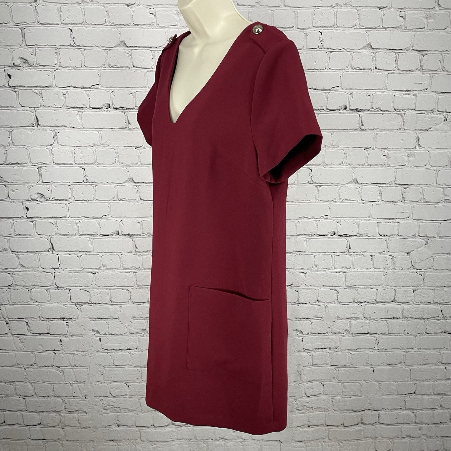 1.STATE Deep Red Short Sleeve Shift V Neck Unlined Zipped Dress Pockets Size 12