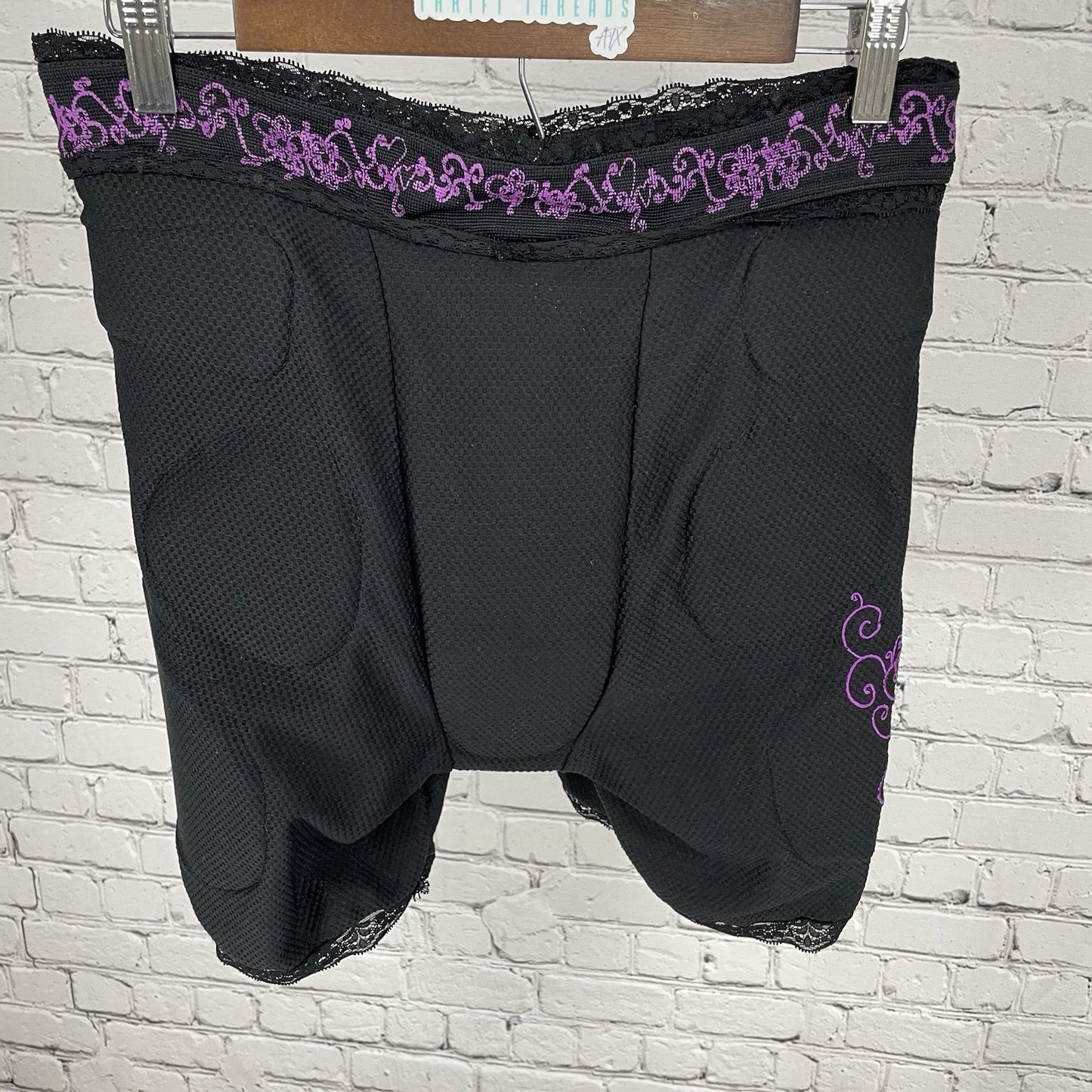 Demon Black Purple Impact Protective Gear Padded Bicycle Snowboard Shorts Medium