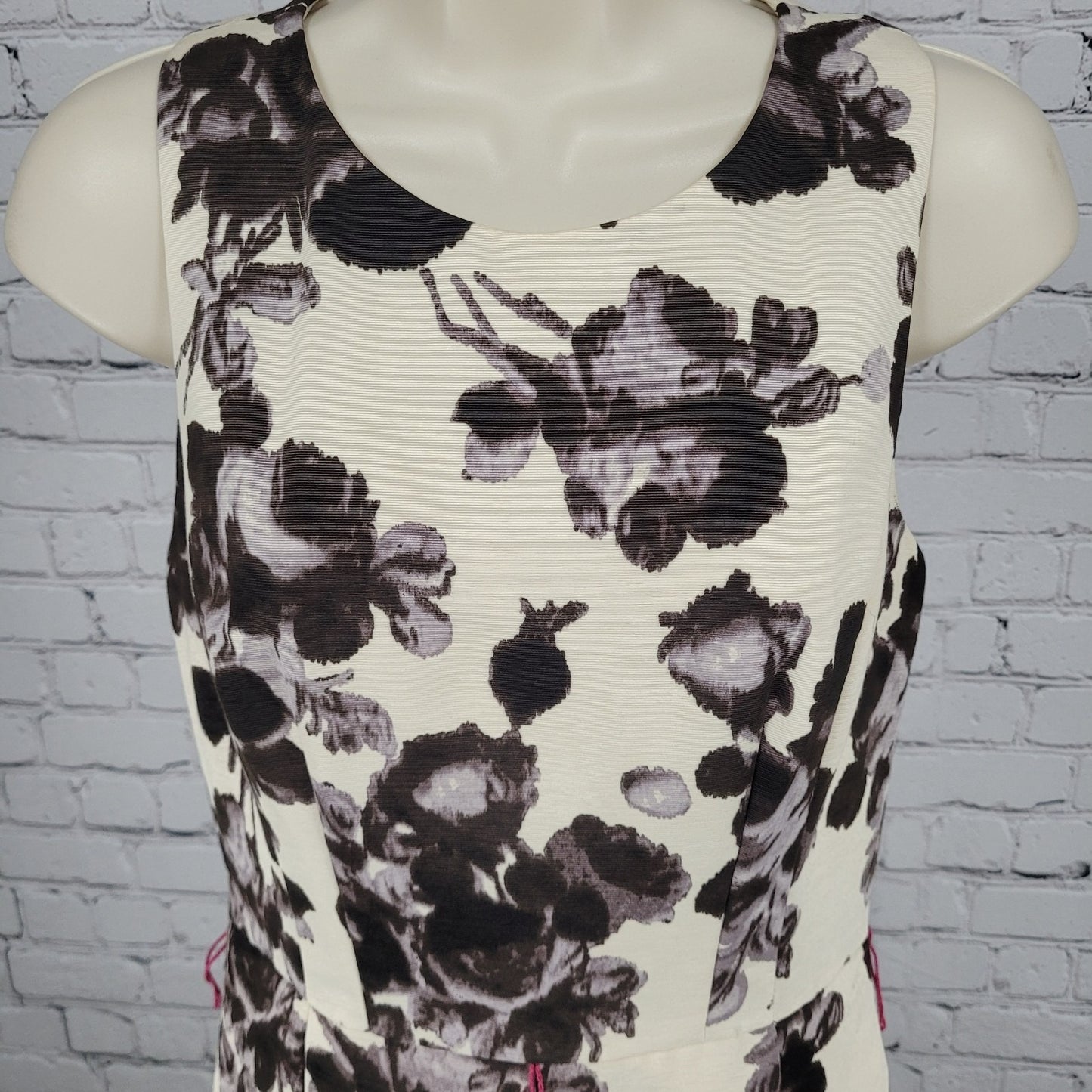 Eliza J Ivory Floral Pleated Sleeveless Lined Fit & Flare Backless Dress Size 4