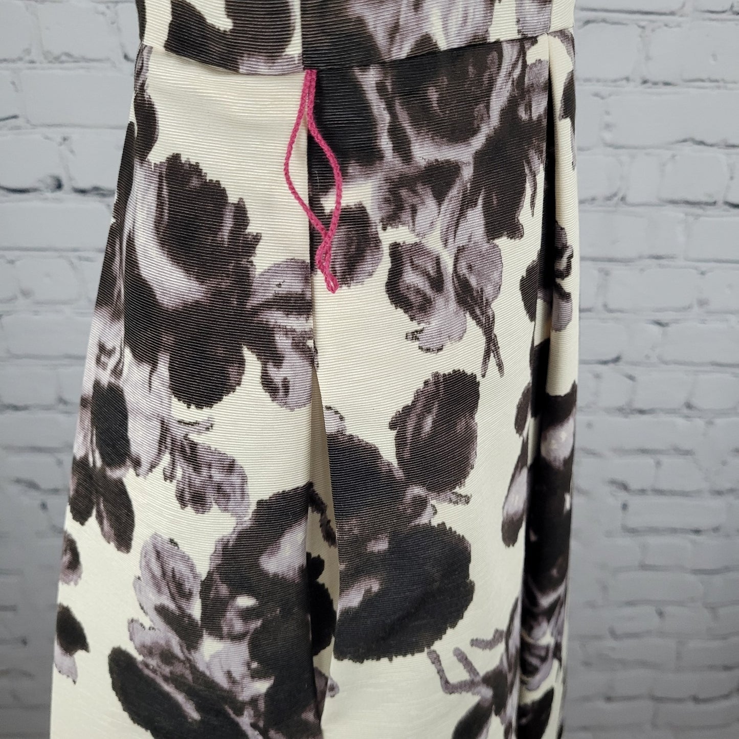 Eliza J Ivory Floral Pleated Sleeveless Lined Fit & Flare Backless Dress Size 4