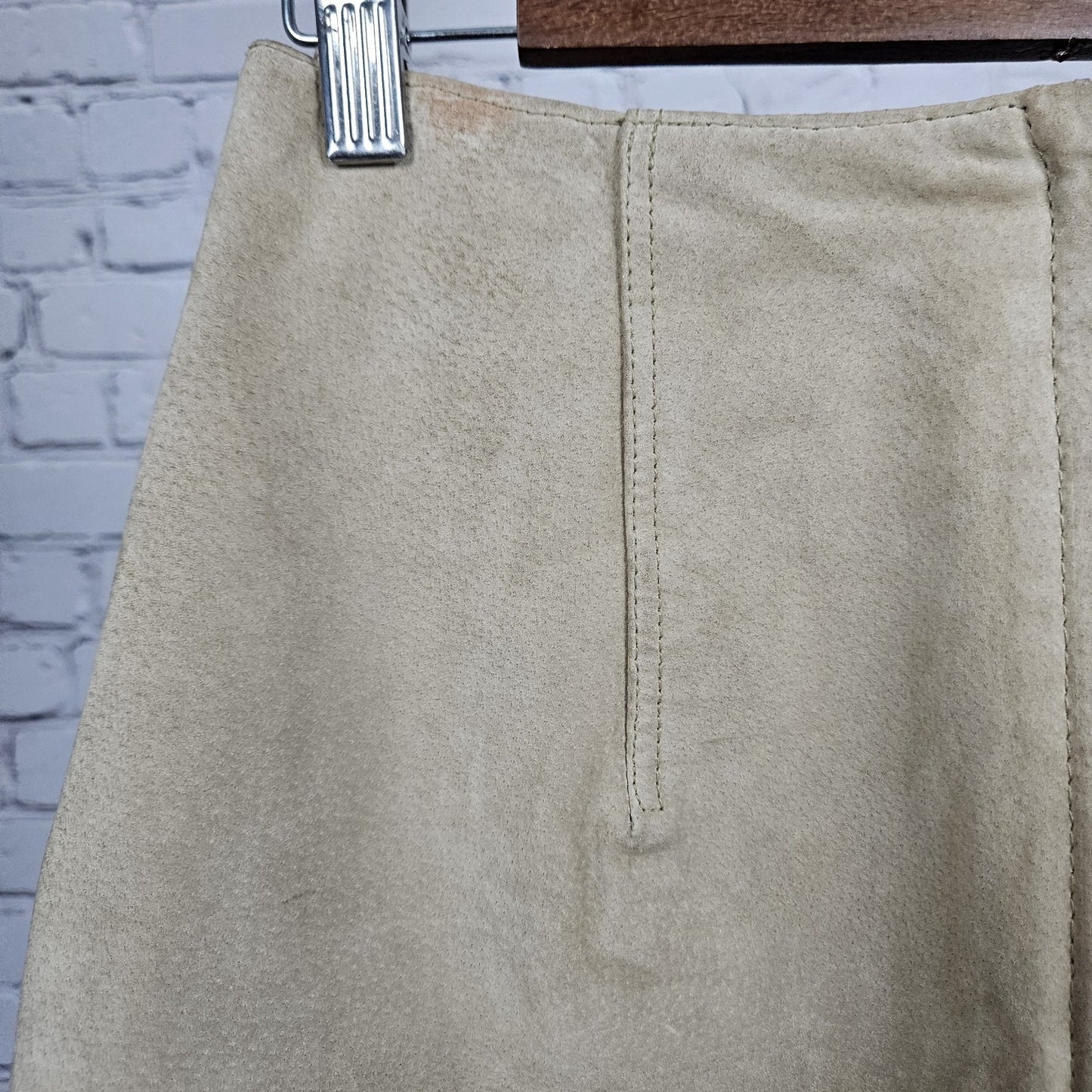 VTG Express Compagnie Internationale Genuine Suede Leather Skirt 9/10 (26”x 19”)