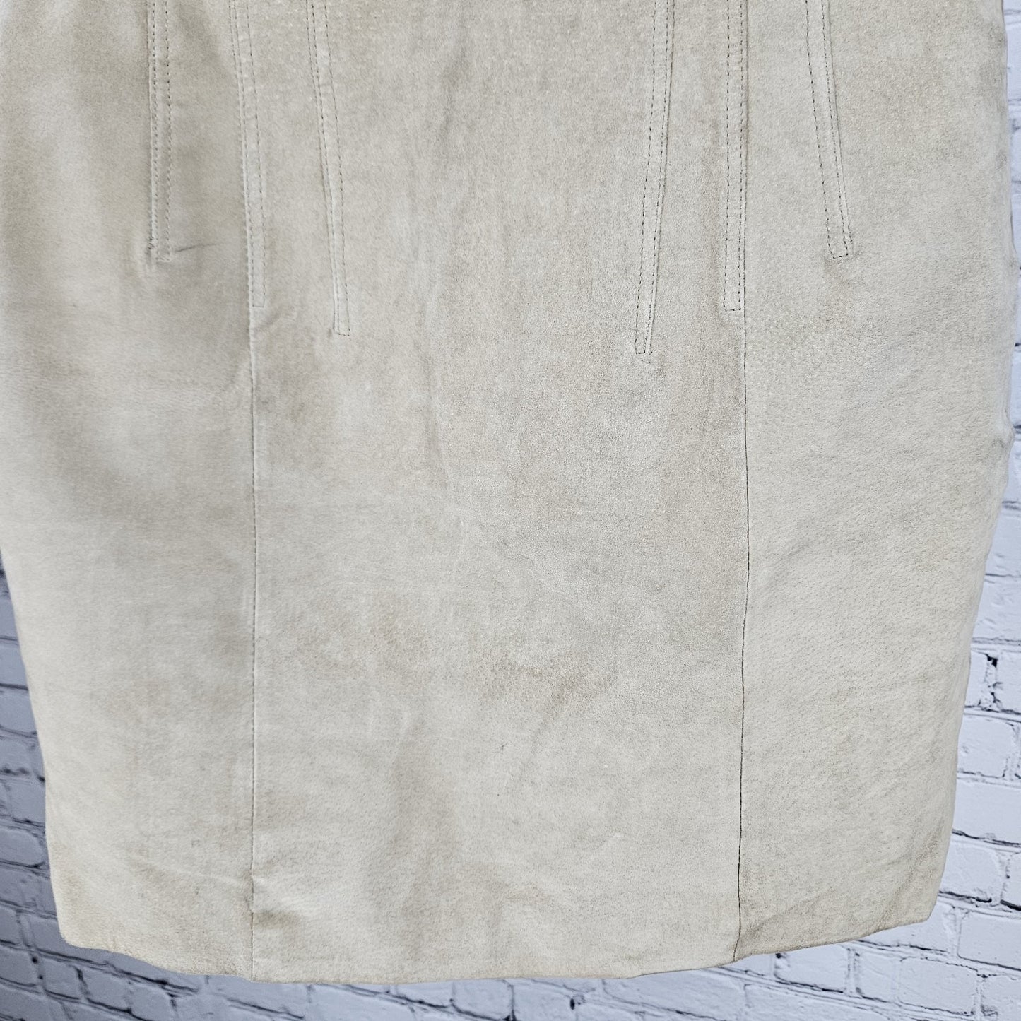 VTG Express Compagnie Internationale Genuine Suede Leather Skirt 9/10 (26”x 19”)