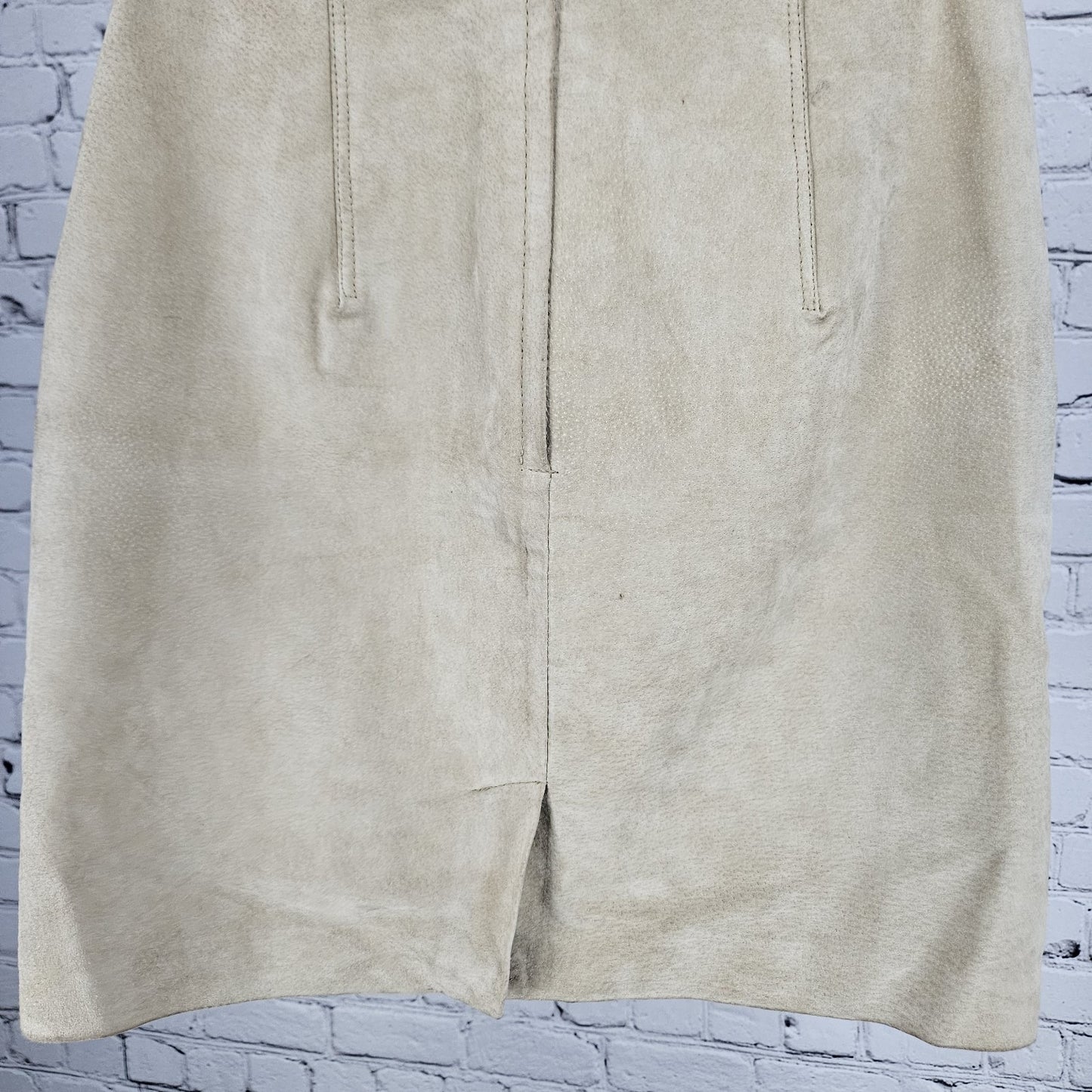 VTG Express Compagnie Internationale Genuine Suede Leather Skirt 9/10 (26”x 19”)