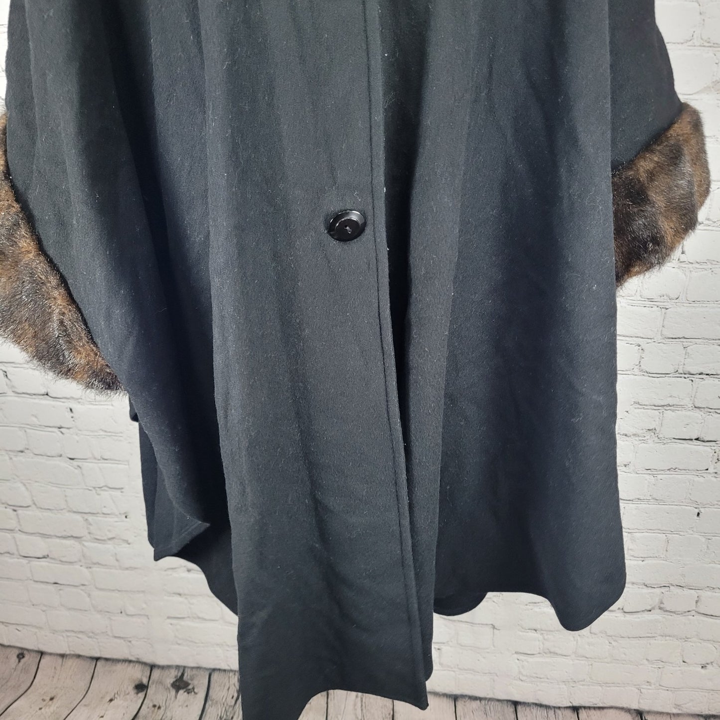 Stephanie Mathews Black Faux Fur Trim Hooded Cape Buttoned Over Coat One Size