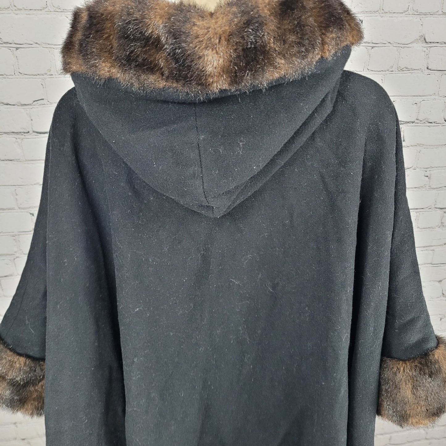 Stephanie Mathews Black Faux Fur Trim Hooded Cape Buttoned Over Coat One Size