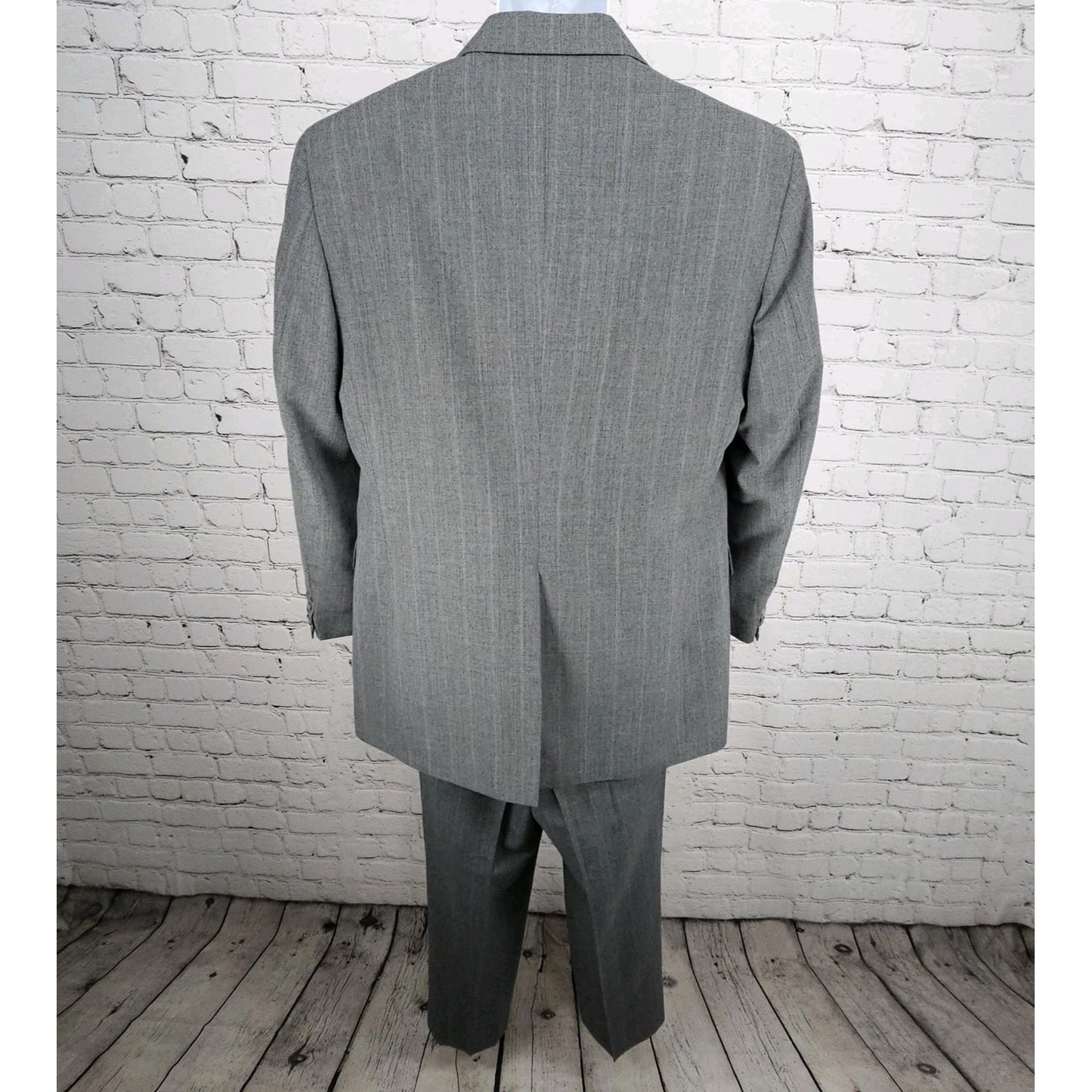 VTG Haggar Grey Gentlemen's Fit Full Suit 2 Piece Set Notch USA 42L 34x30