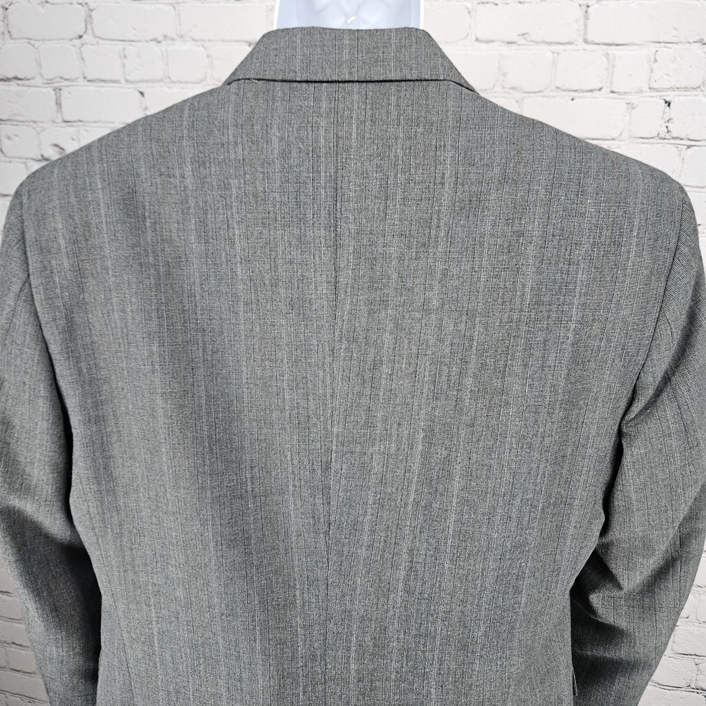 VTG Haggar Grey Gentlemen's Fit Full Suit 2 Piece Set Notch USA 42L 34x30