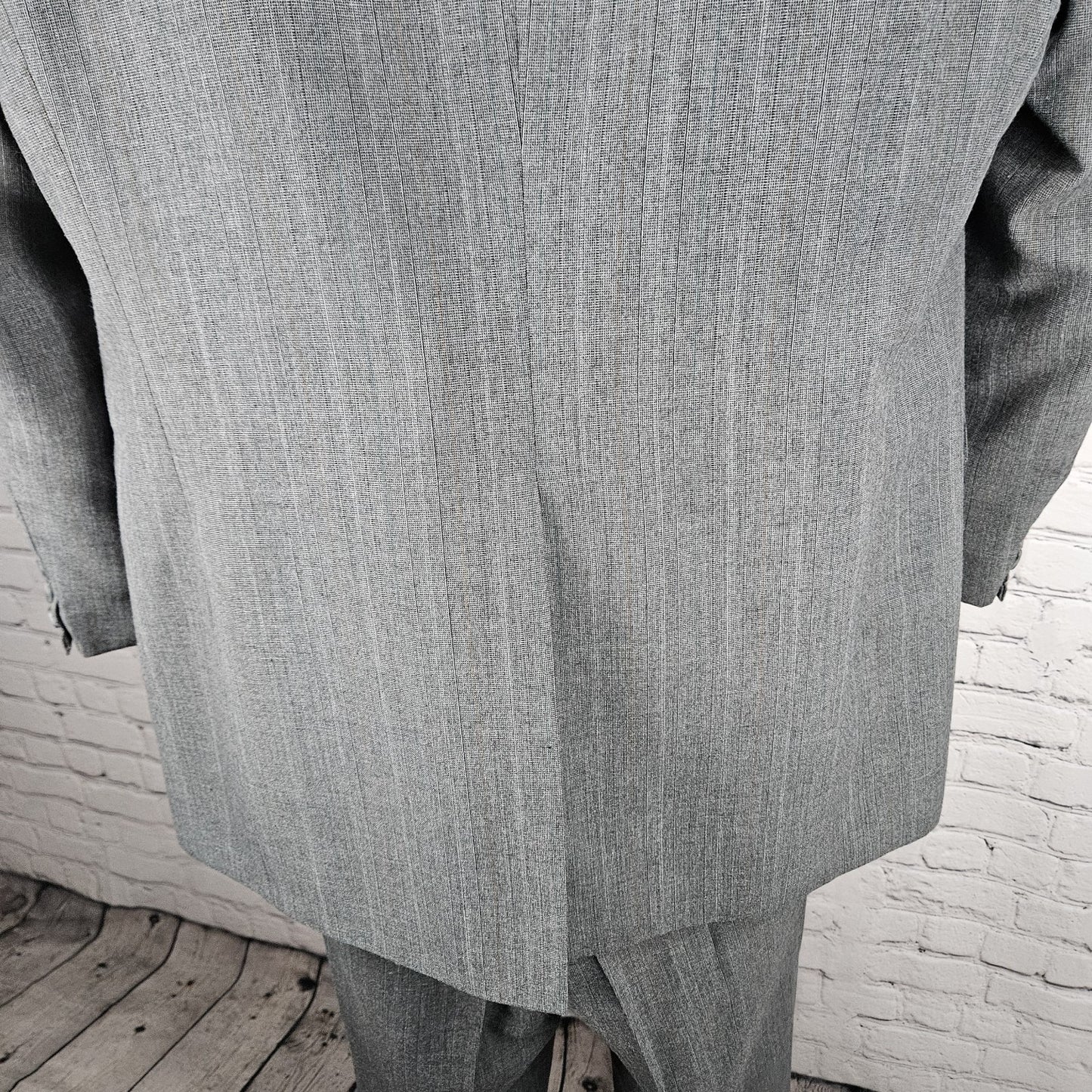 VTG Haggar Grey Gentlemen's Fit Full Suit 2 Piece Set Notch USA 42L 34x30
