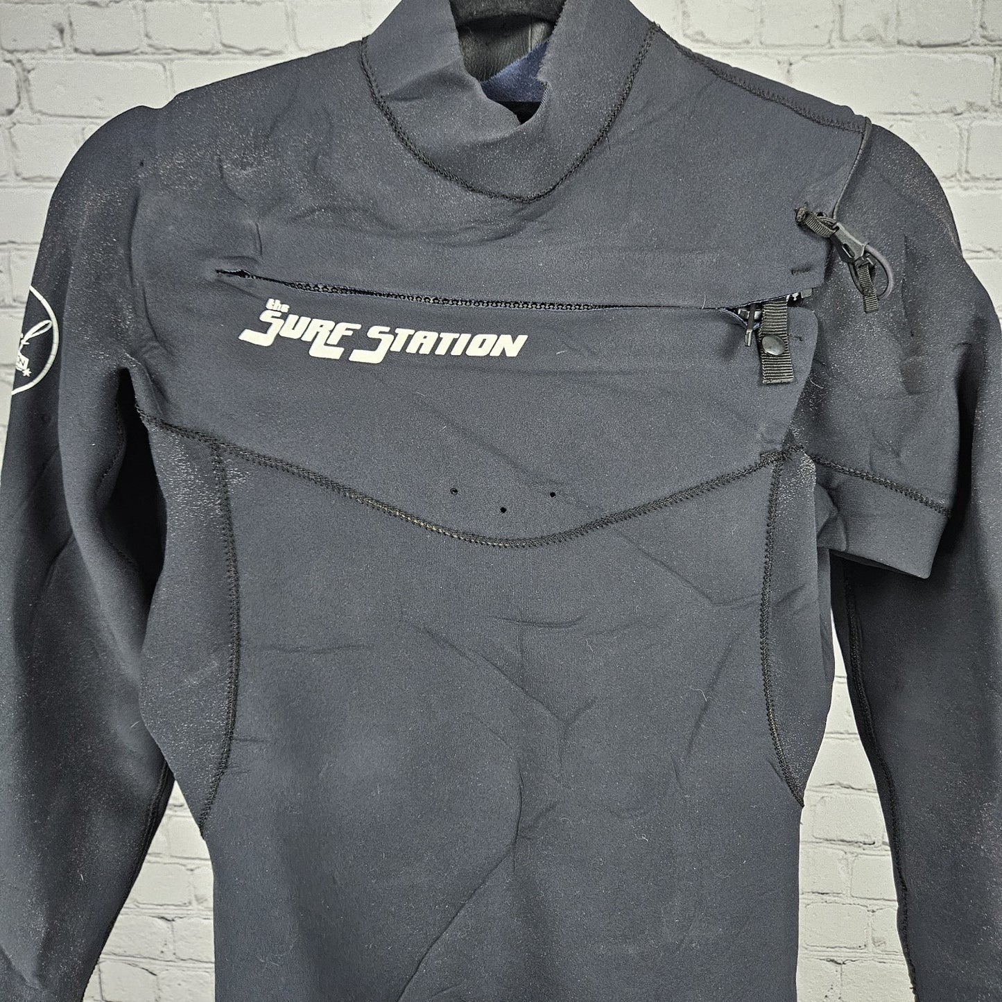 Surf Station Black Long Sleeve Full Length Front Zip Wetsuit Florida Large L