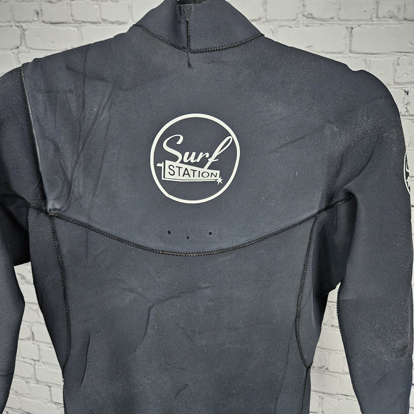 Surf Station Black Long Sleeve Full Length Front Zip Wetsuit Florida Large L