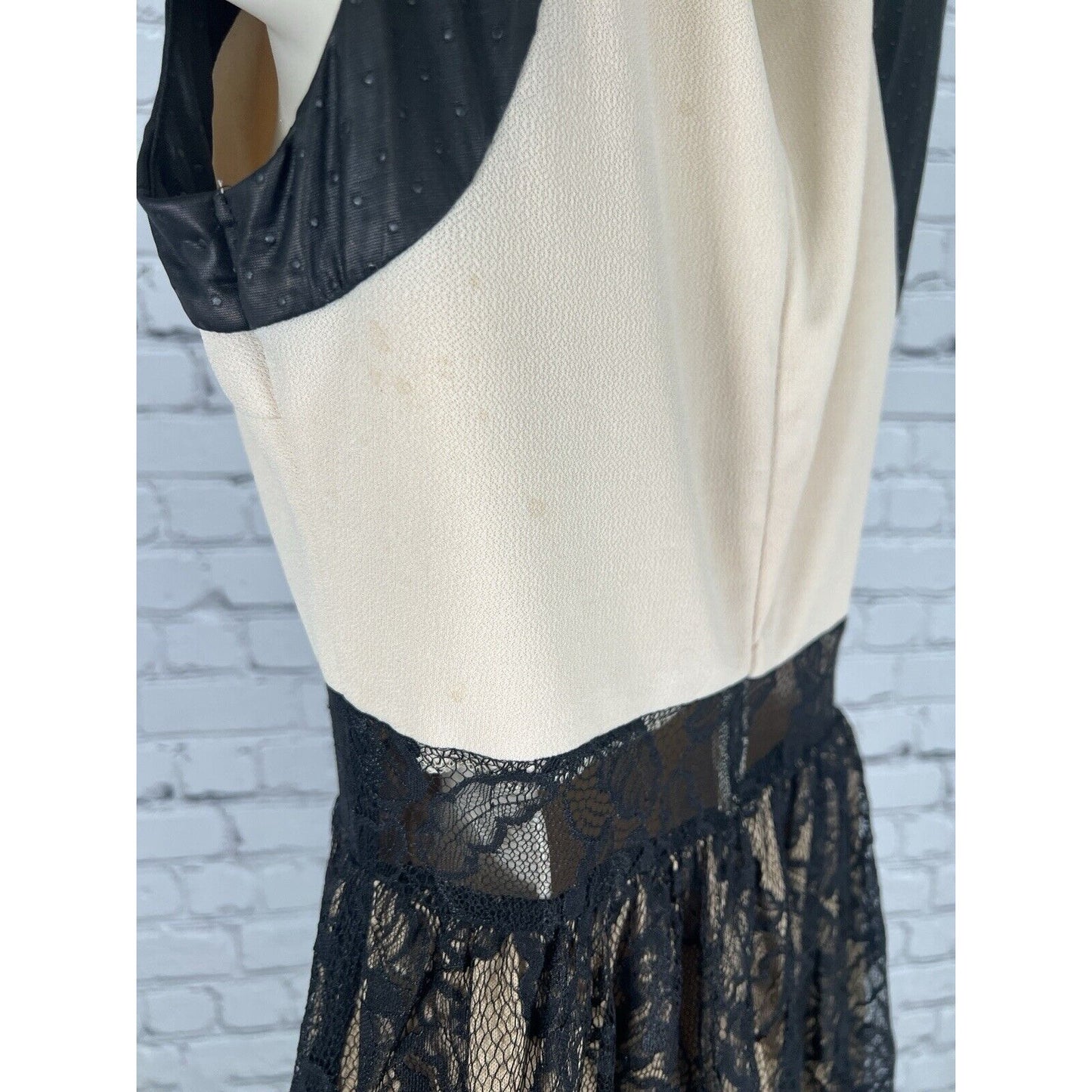 Jealous Tomato Tan Black Lace Bottom Short Dress Fit & Flare Sleeveless Womens S