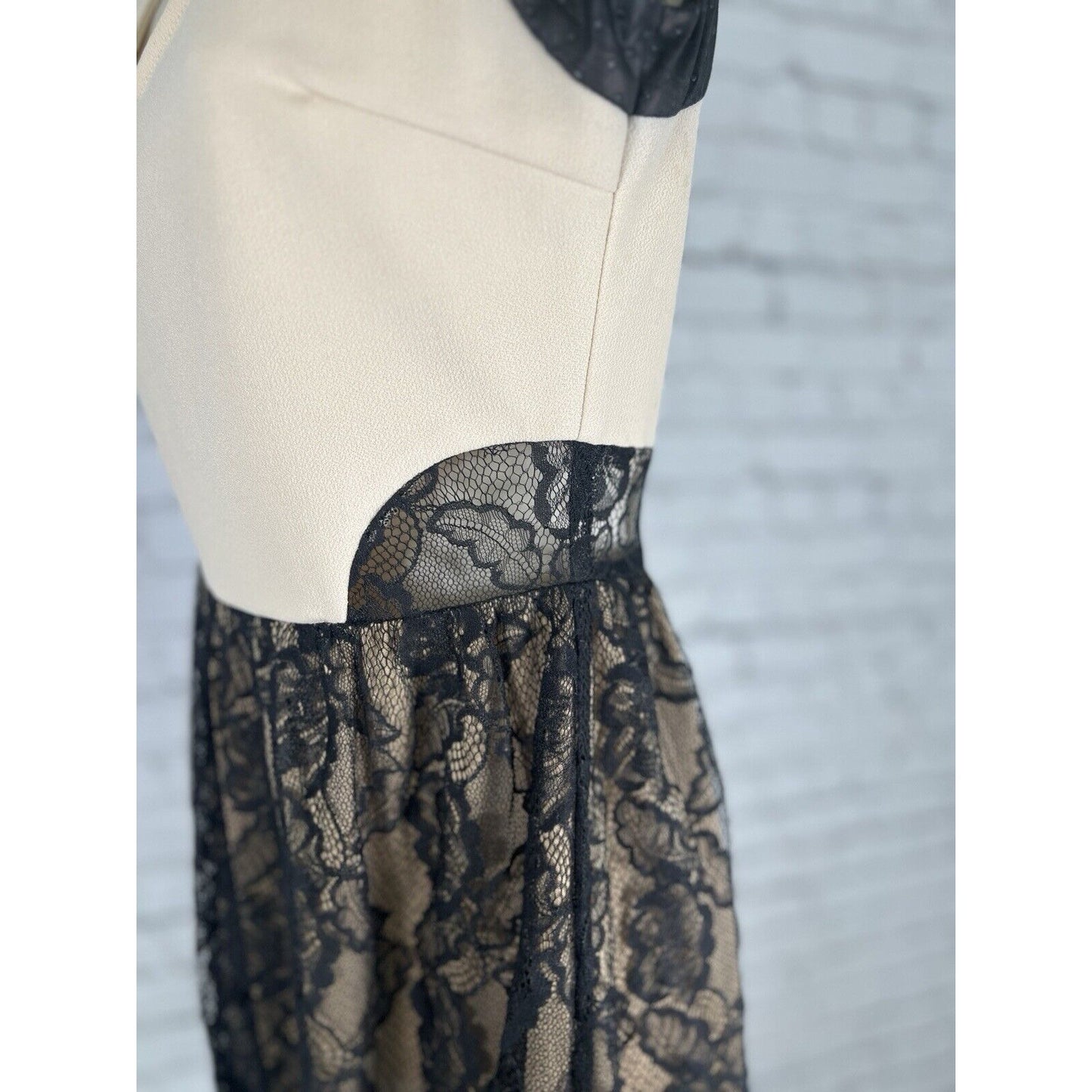 Jealous Tomato Tan Black Lace Bottom Short Dress Fit & Flare Sleeveless Womens S
