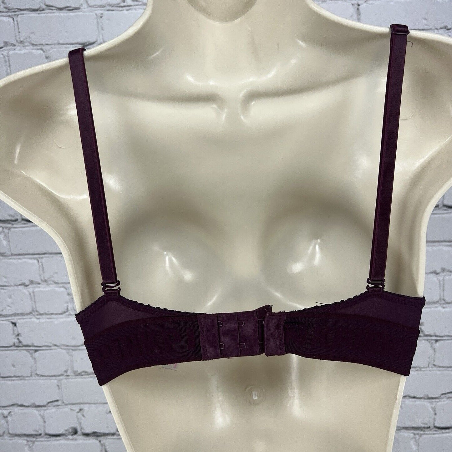 Pink Victoria's Secret Wear Everywhere T-Shirt Lightly Lined Purple Bra 32B
