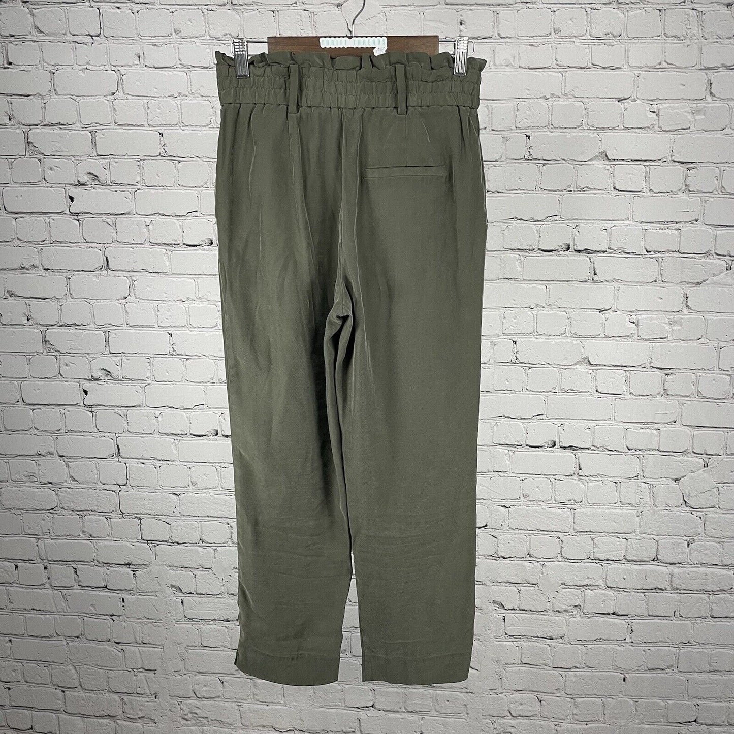 Zara Green Lightweight Elastic Waist High Rise Tapered Pants Size US Small S