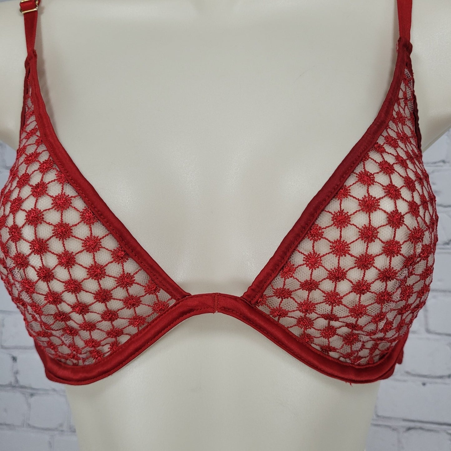 Victoria's Secret Red Unlined Plunge Sheer Underwire Strappy Back Bra Size 34C