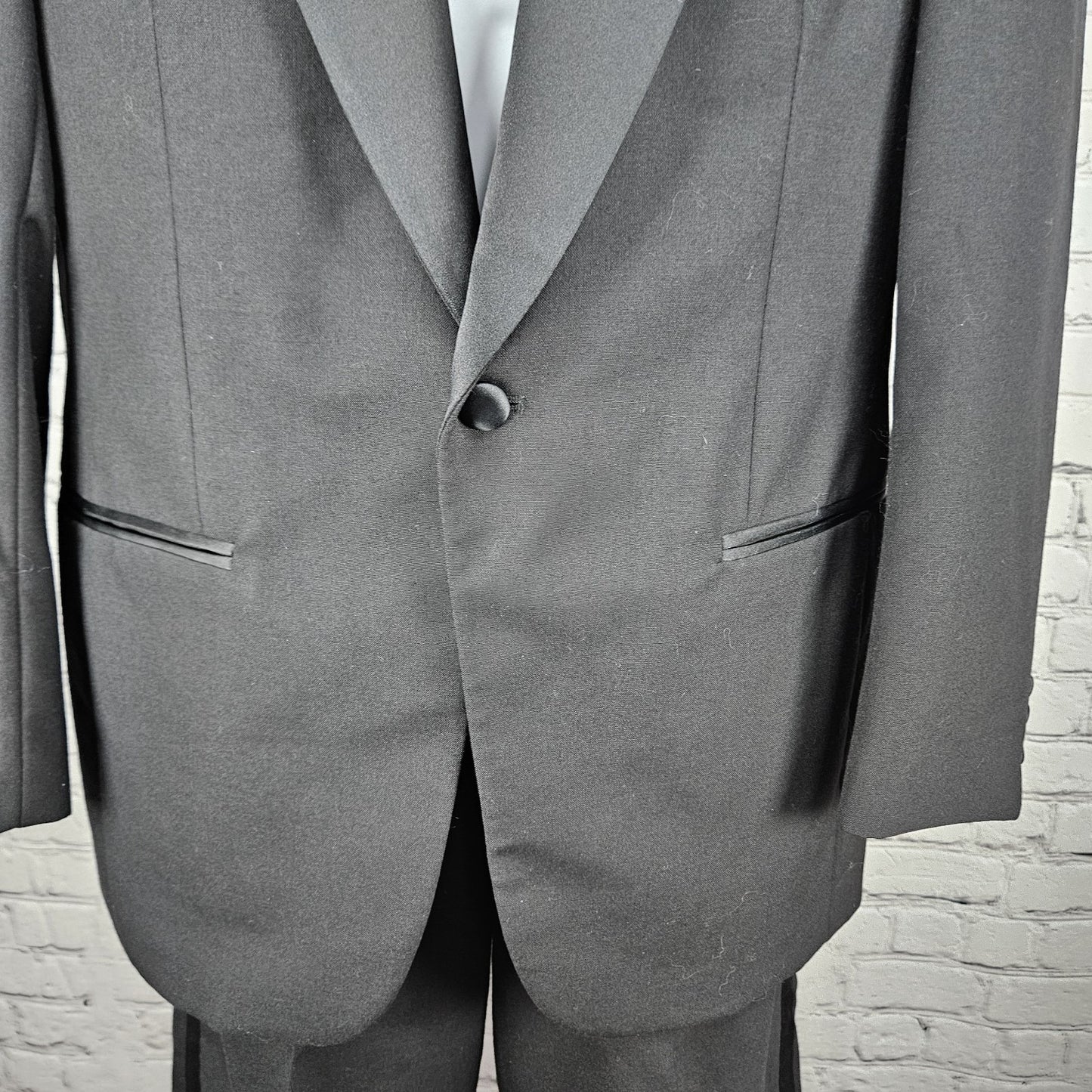 Doni Barassi Black Notch 1 Button Tuxedo Full Suit 2 Piece Set 38R/30R (30x29.5)
