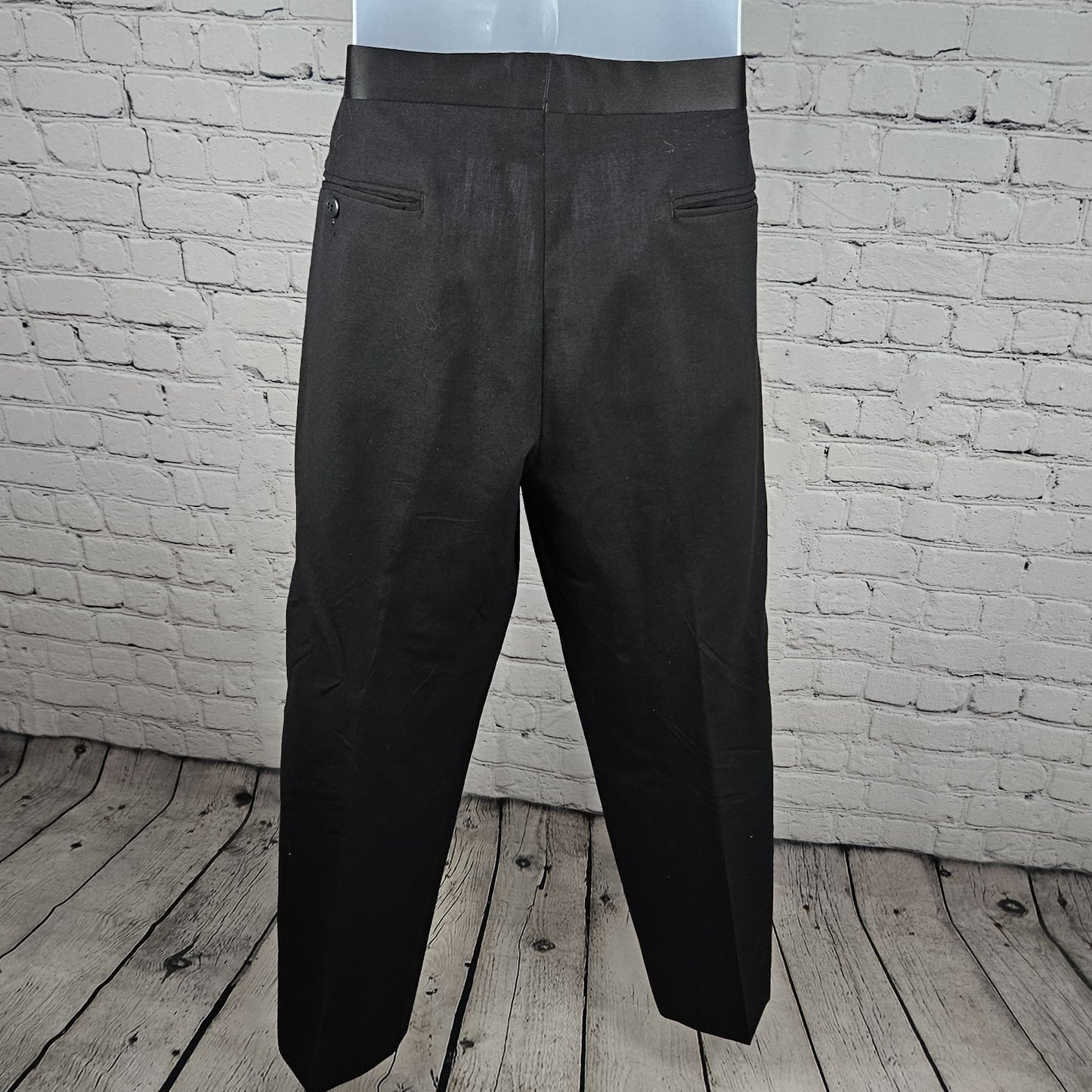 Doni Barassi Black Notch 1 Button Tuxedo Full Suit 2 Piece Set 38R/30R (30x29.5)