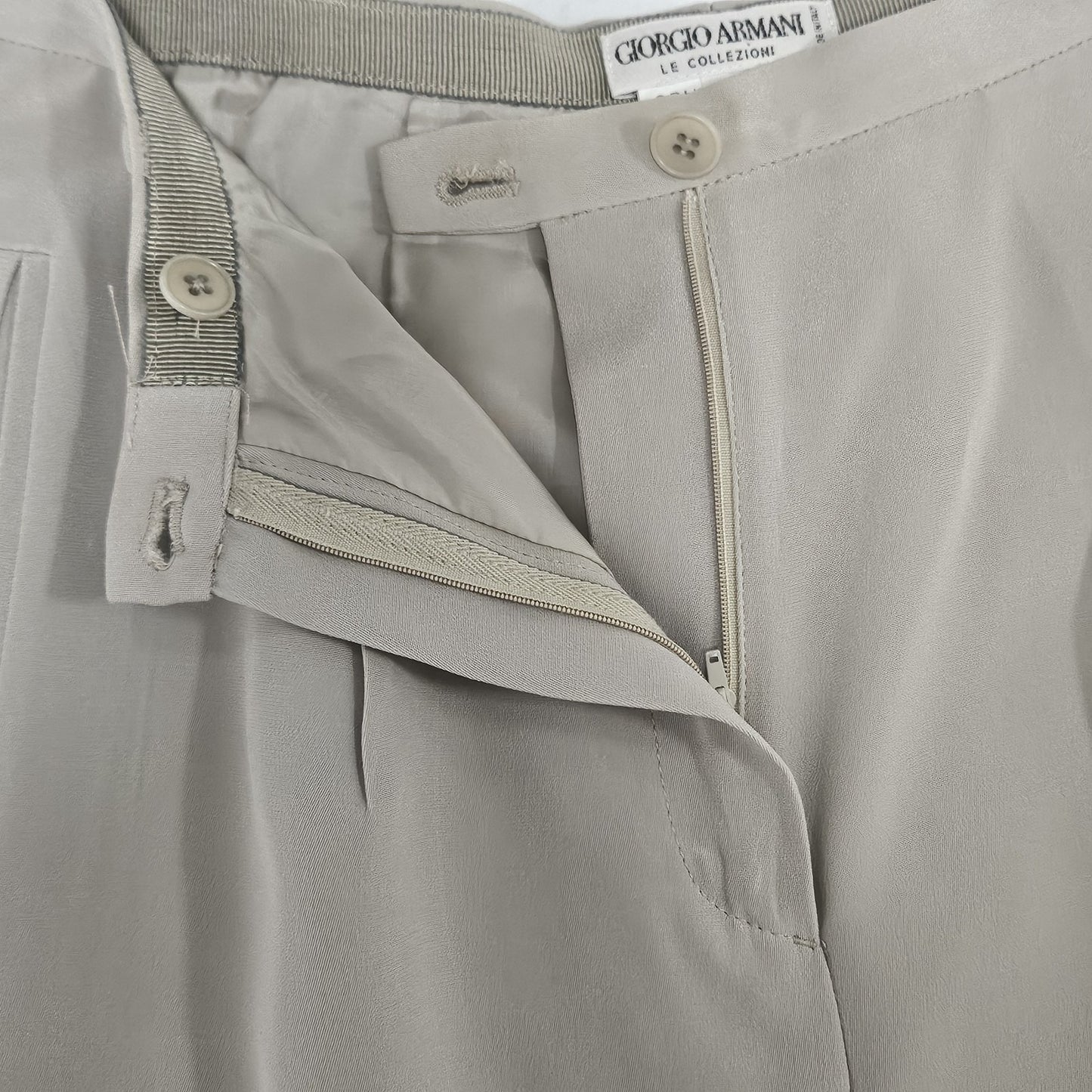 VTG Giorgio Armani Beige Silk Blend Gruppo GFT Lined Dress Pants Italy 4 (24x28)