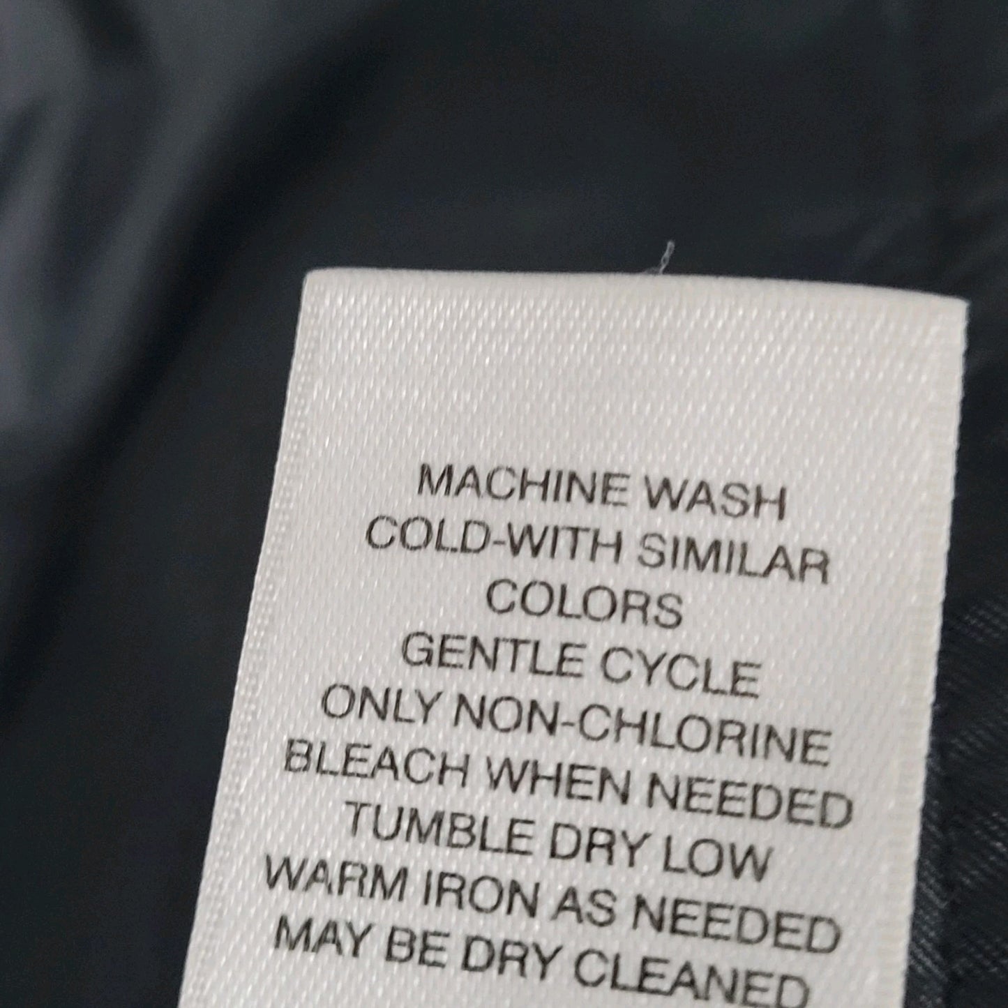 Chico's Black High Rise Stretch Slash Pockets Chino Shorts 3 US 16 (38x9)