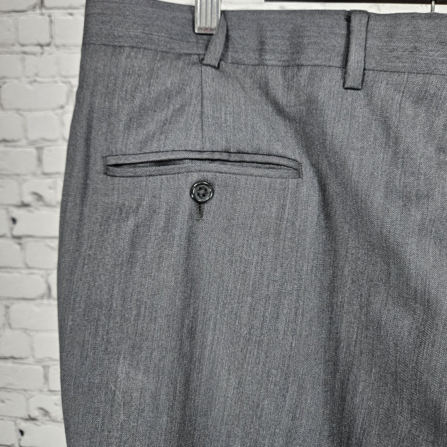 Jos A Bank Grey 100% Wool Flat Front Straight Leg Dress Pants 39R (39x28)