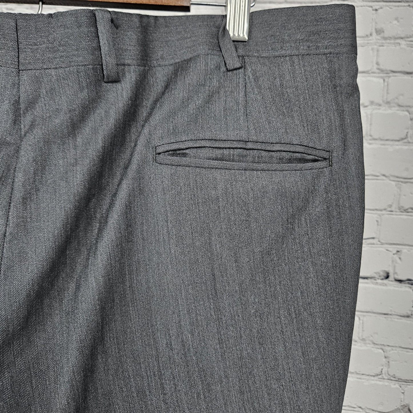 Jos A Bank Grey 100% Wool Flat Front Straight Leg Dress Pants 39R (39x28)