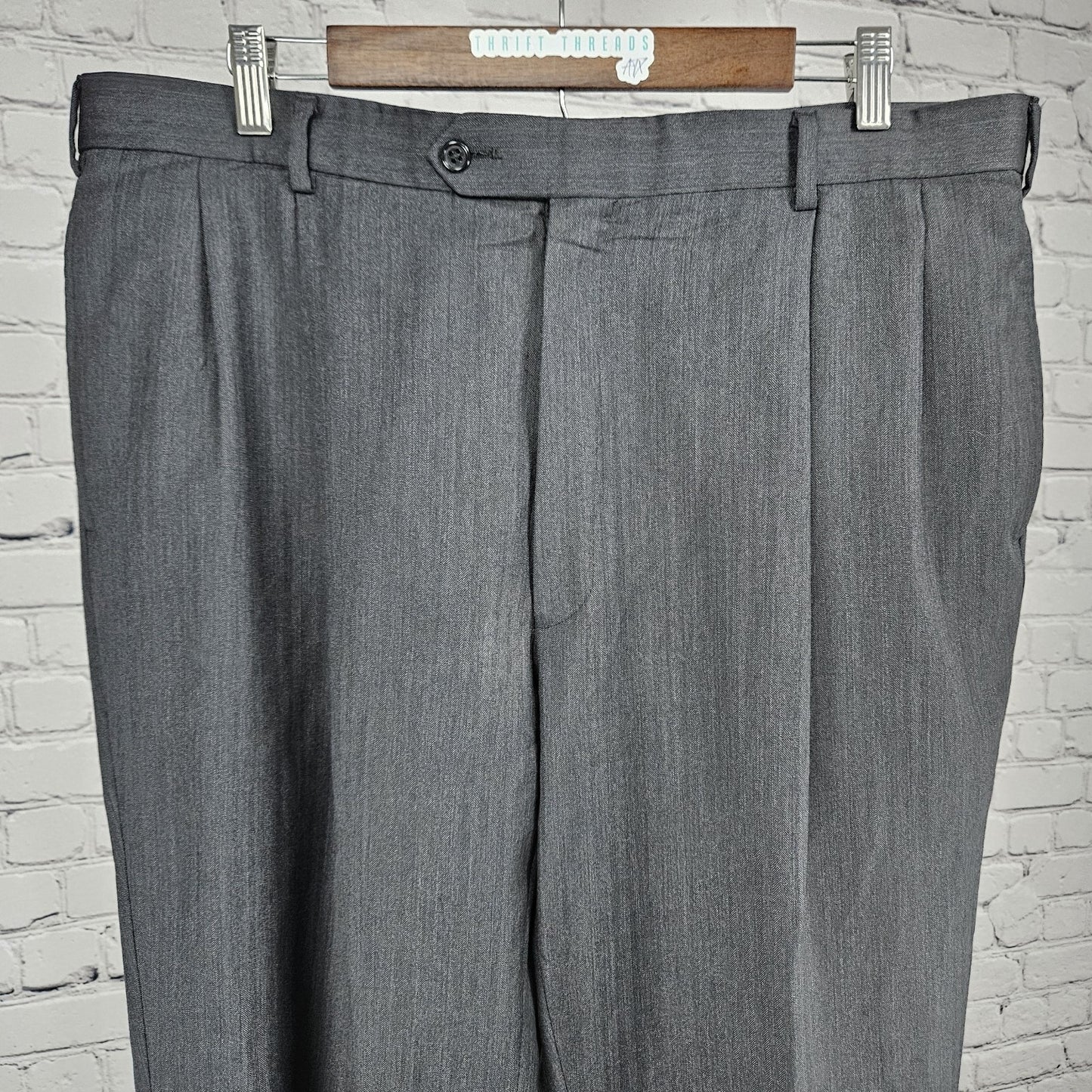 Jos A Bank Grey 100% Wool Flat Front Straight Leg Dress Pants 39R (39x28)