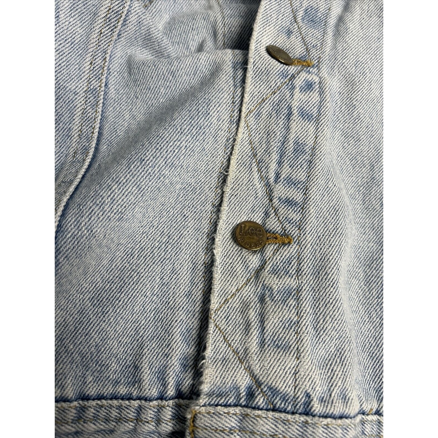 VTG 80’s Lee Riders Light Wash Blue Denim Button Up Jean Jacket USA Men’s L
