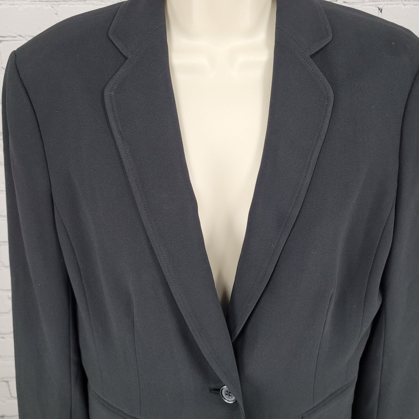 VTG Ann Taylor Black Classic 1 Button Ventless Notch Blazer Jacket Size 10