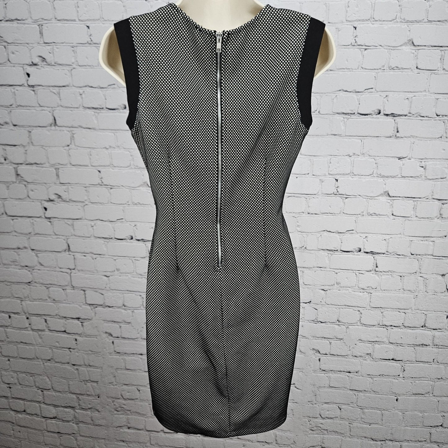 Necessary Objects Black Ivory Sleeveless Sheath Midi Dress USA Medium M