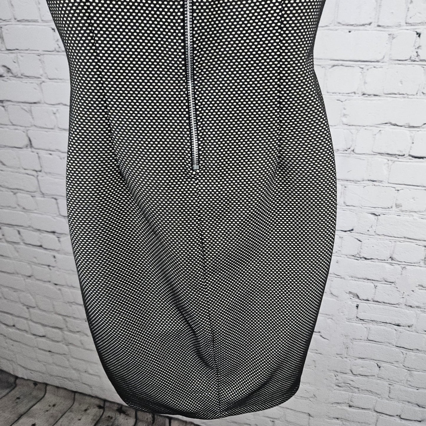 Necessary Objects Black Ivory Sleeveless Sheath Midi Dress USA Medium M