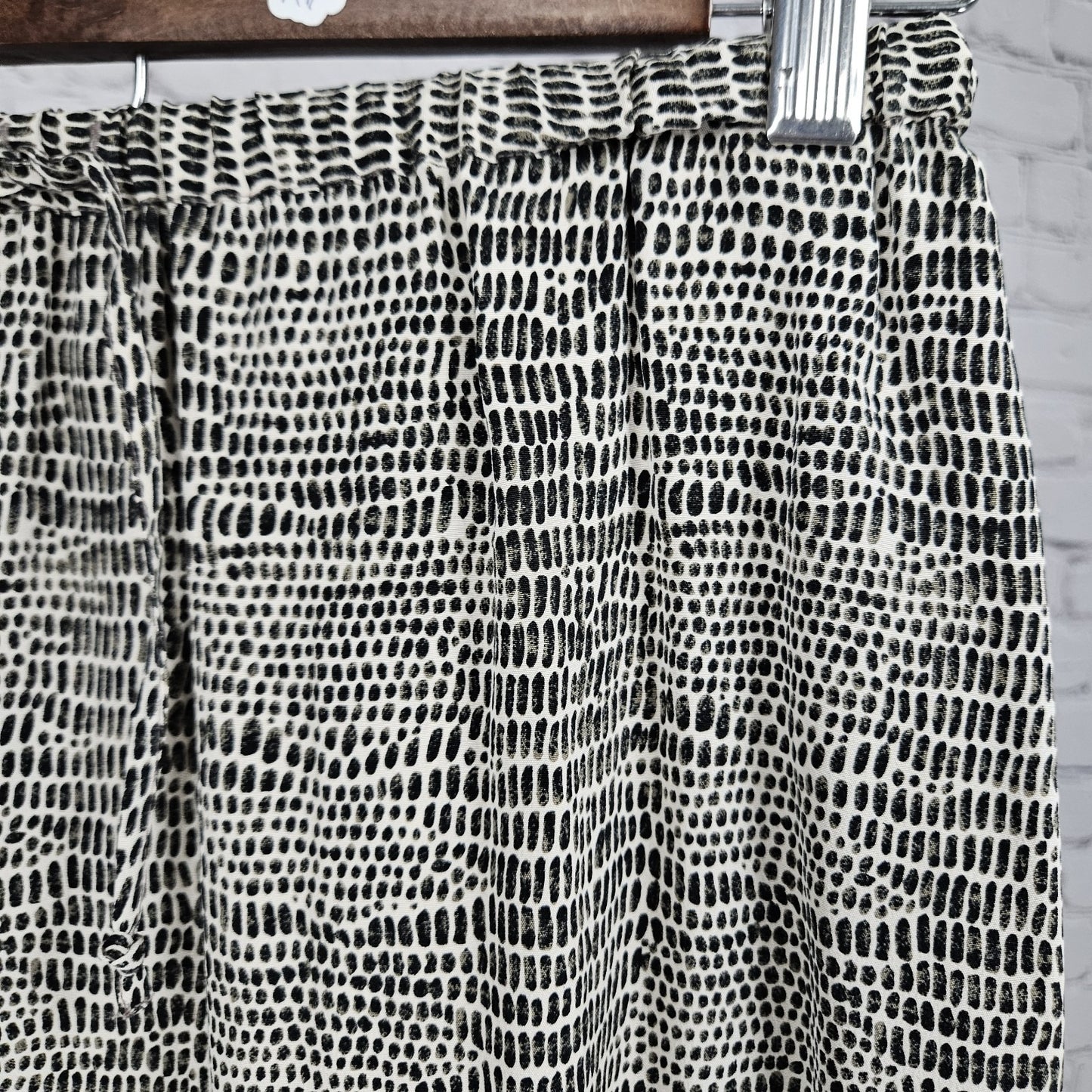 Allison Taylor Beige Brown 100% Silk Animal Print Side Slits Midi Skirt Small S