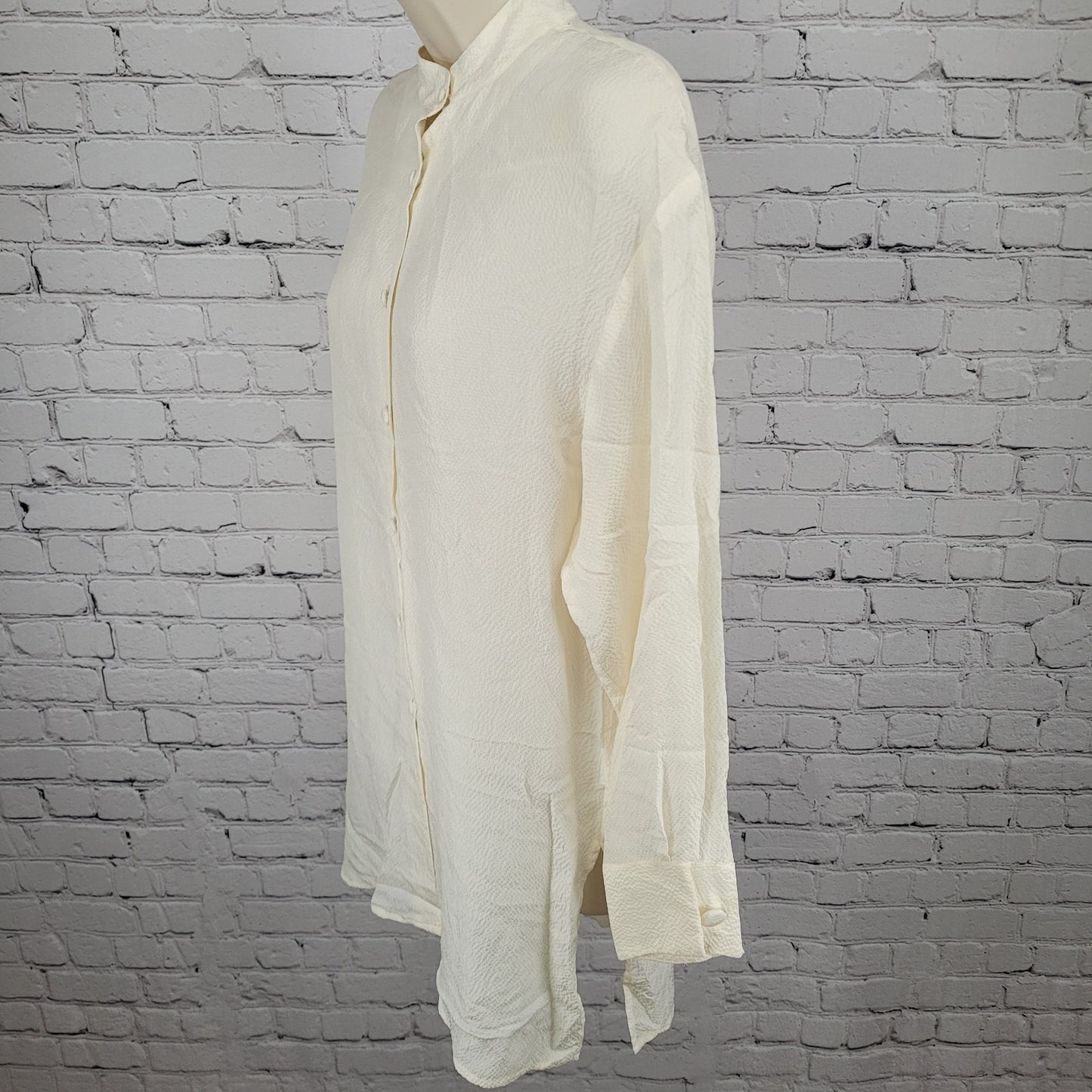 Nipon Studio Ivory 100% Silk Button Up Long Sleeve Tunic Blouse Size 8