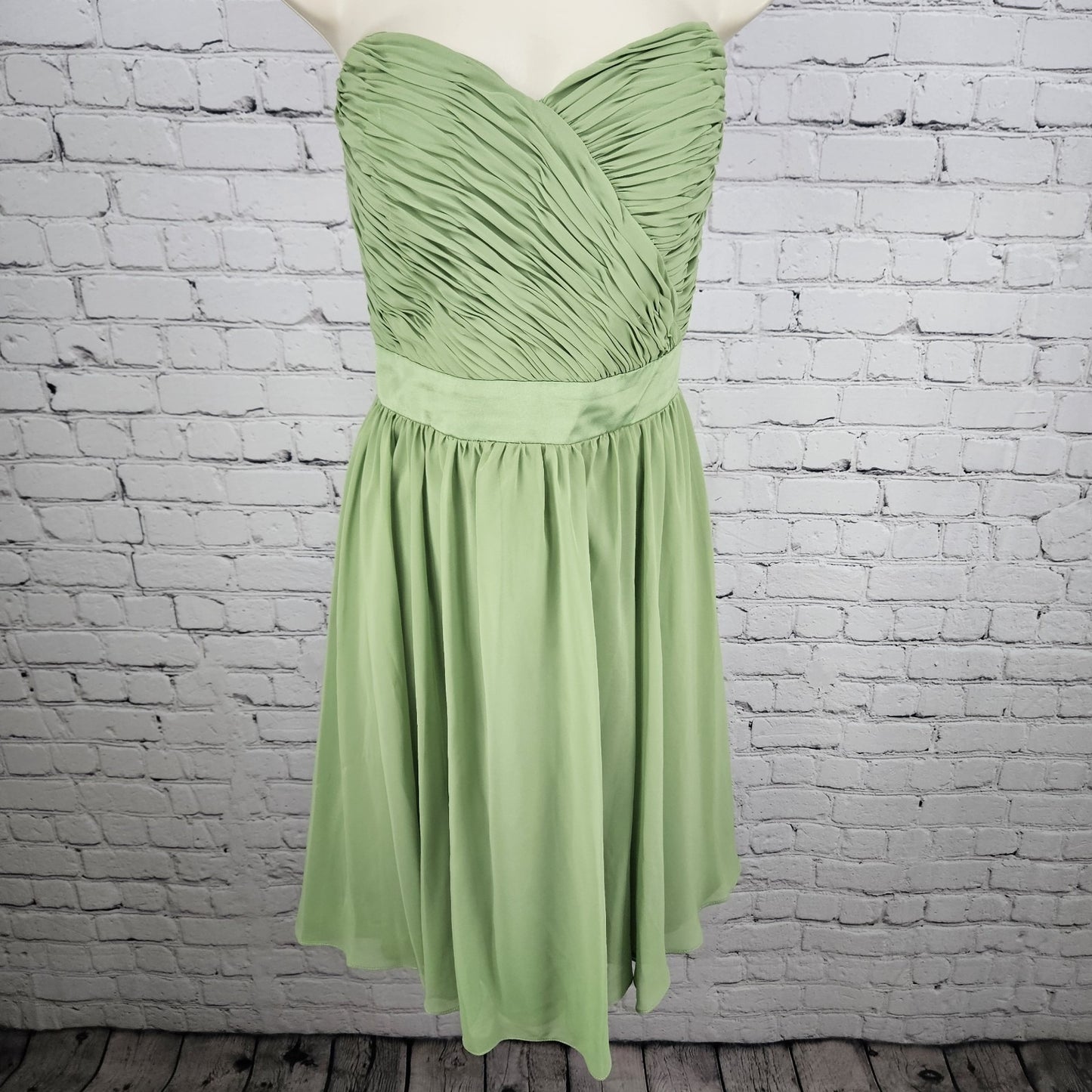 Mori Lee Green Chiffon Strapless Sweetheart Sash Boned Bodice Short Dress 13/14