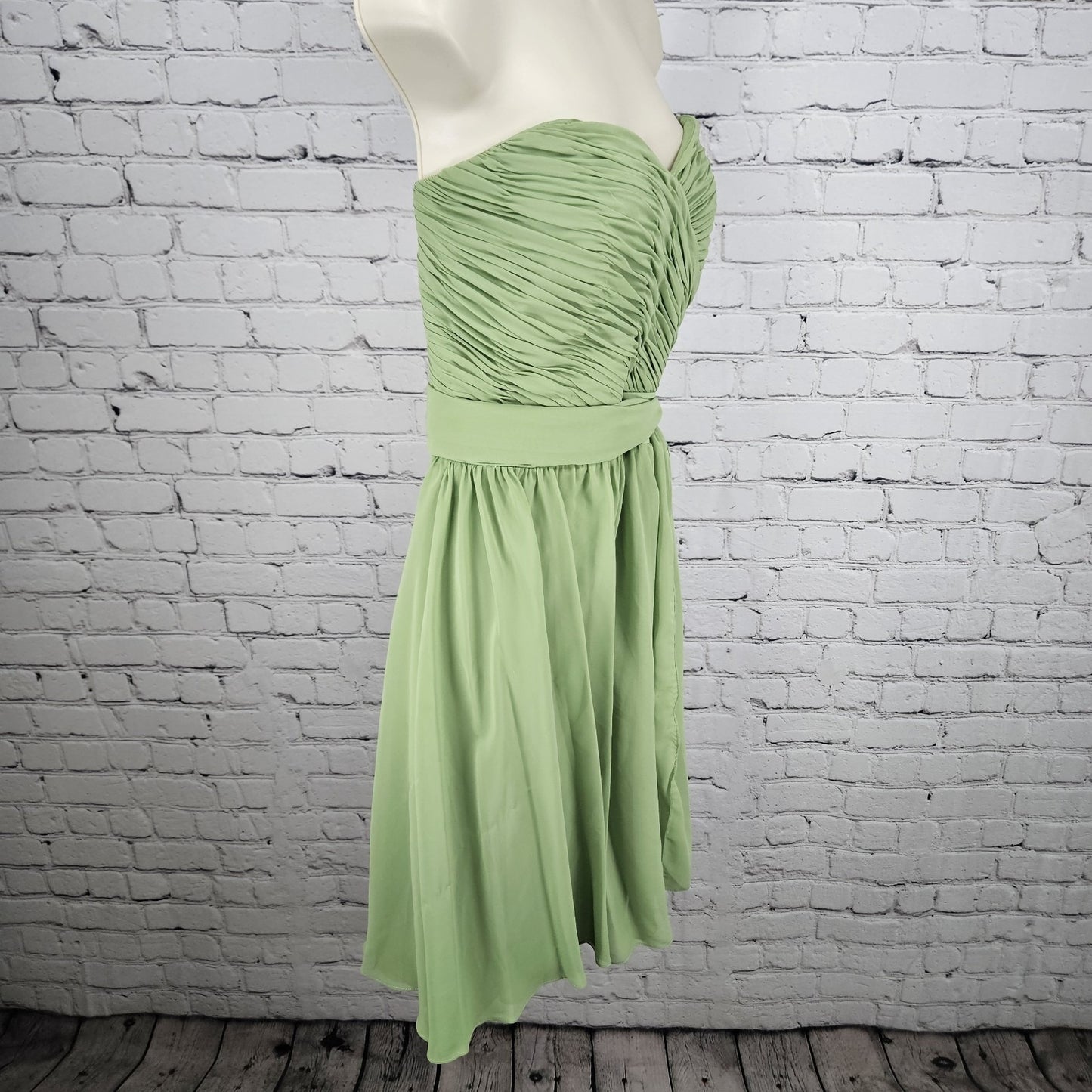 Mori Lee Green Chiffon Strapless Sweetheart Sash Boned Bodice Short Dress 13/14