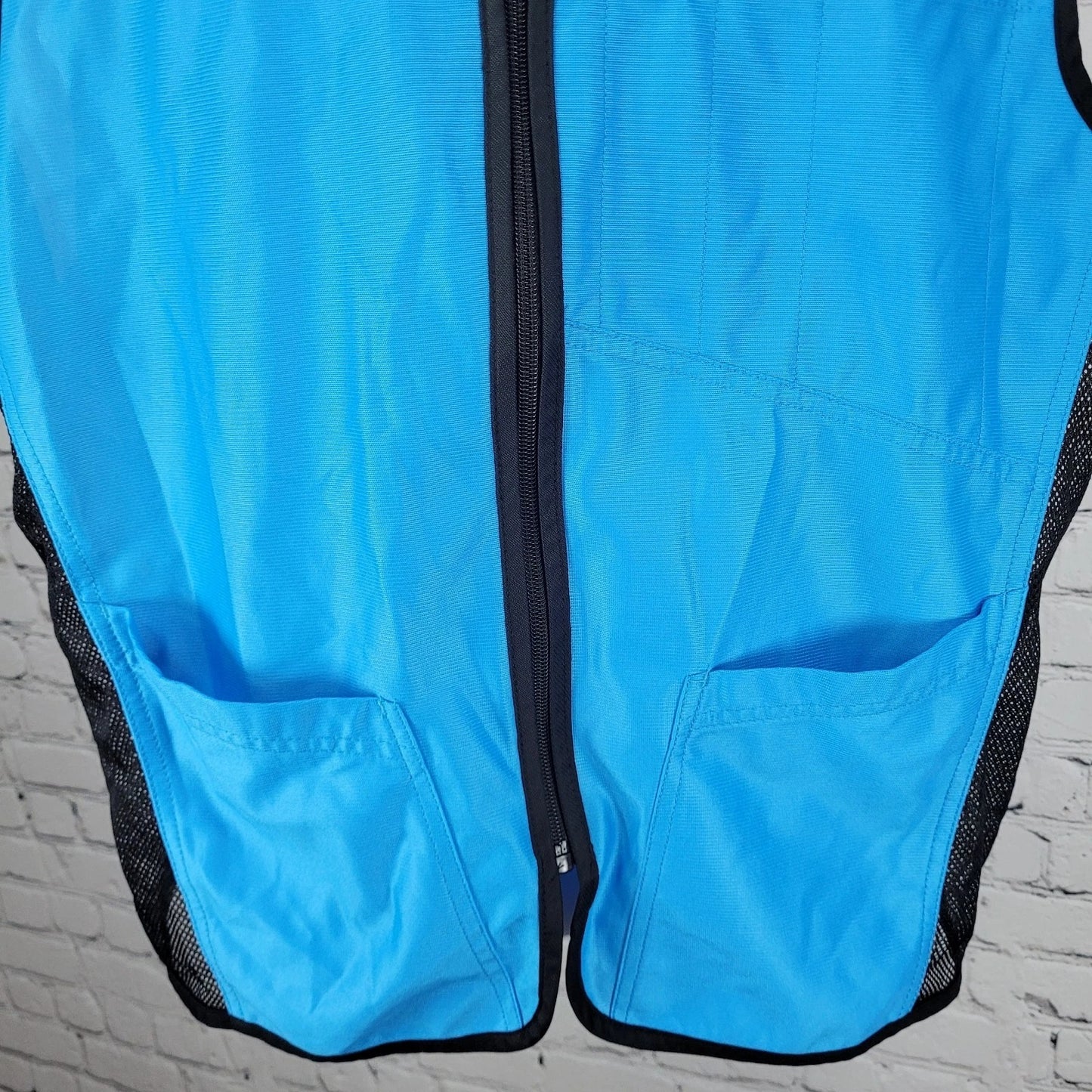 Amazon Blue Vest Workwear Uniform Mesh Sides Zipped Design By Luly Yang Vest M/L