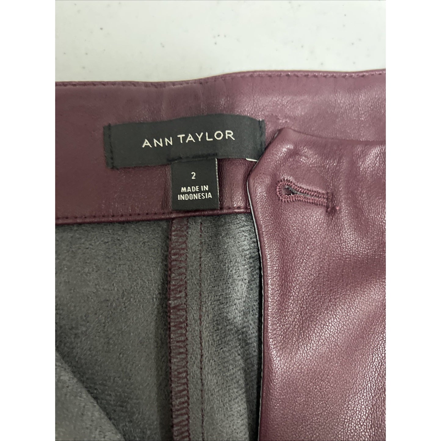 Ann Taylor Purple Faux Leather Pants High Rise Tapered Leg Size 2