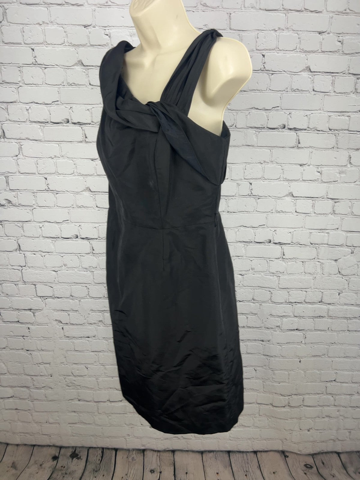 Rickie Freeman Teri Jon Black 100% Silk Twist Neck Sheath Dress 8