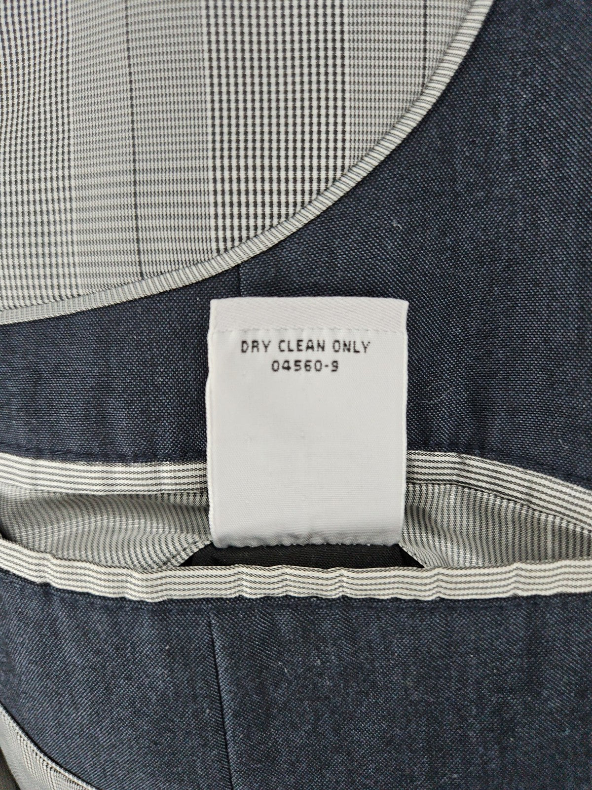 J.Ferrar Slim Fit Charcoal 2 Button Notch Lapel Blazer Sport Coat 46R