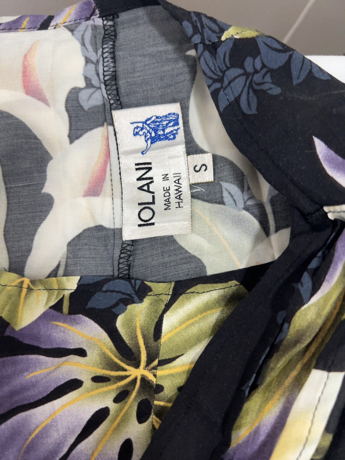 VTG Iolani Black Hawaiian Floral Calla Lily Hibiscus Rayon Wrap Maxi Skirt S