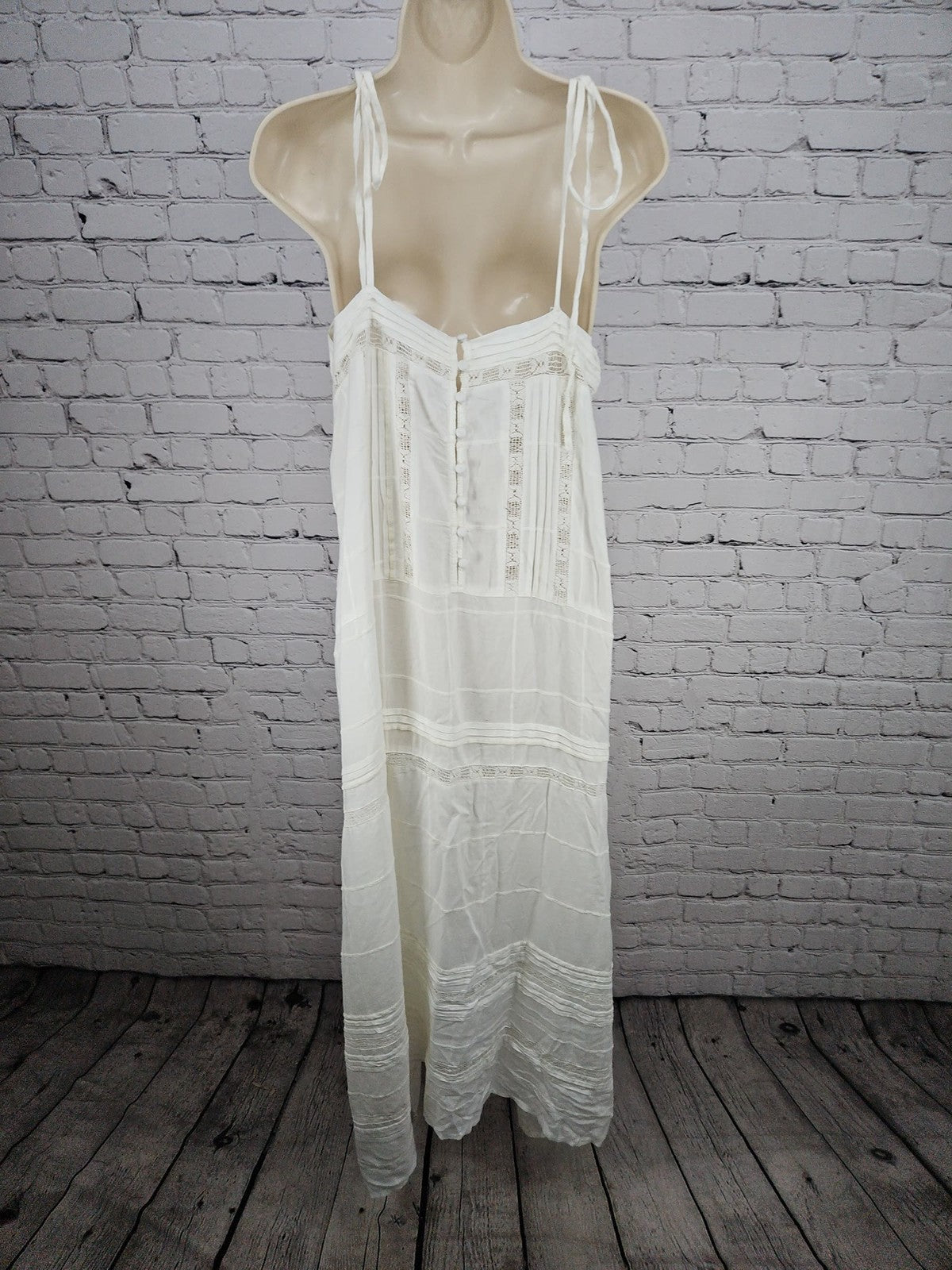 Urban Outfitters Ivory Crochet Lace Pintuck Tie Strap Maxi Dress L