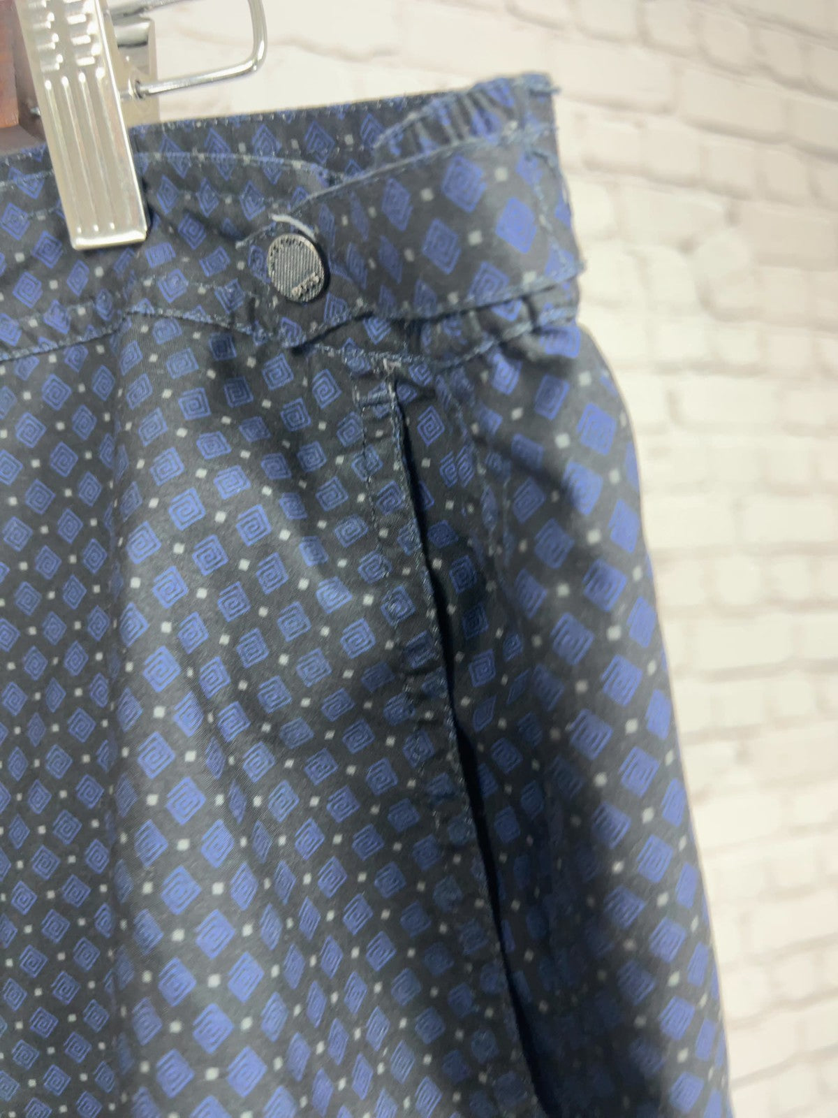 Hugo Boss Navy Geometric Print Side Tab Mesh Lined Swim Trunks L (36X5.5)