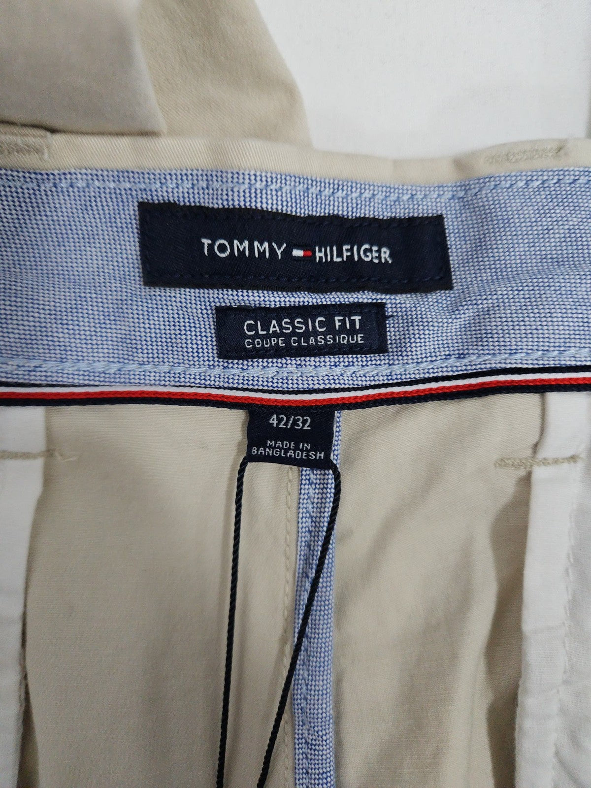 Tommy Hilfiger Classic Fit Stone Stretch Chino Pants Men's 42 (43X31)