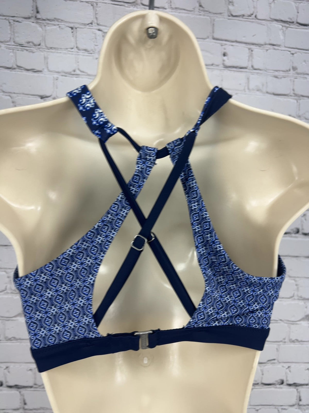 Athleta Navy Medallion High Neck Crisscross Underwire Bikini Top 32D/DD