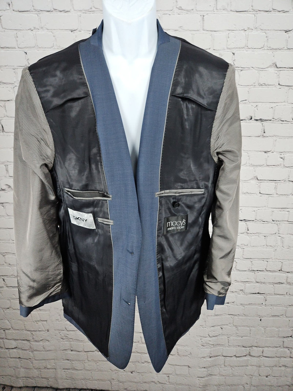 DKNY Blue 100% Wool 2 Button Single Vented Notch Blazer Sport Coat 42R